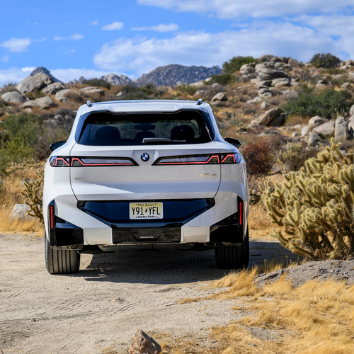 2027 BMW X5 40 xDrive G65 Alpine White Rear View