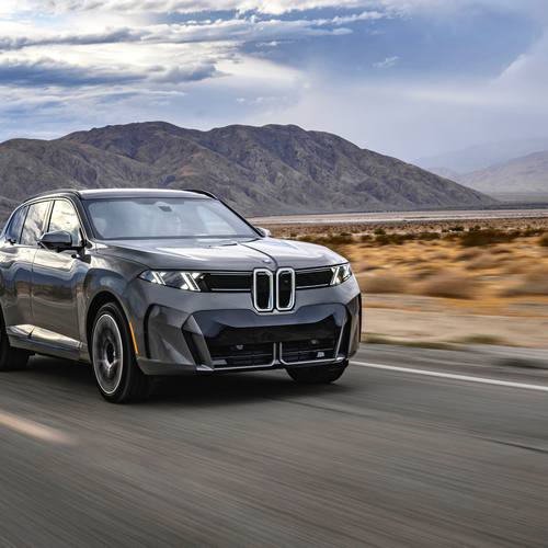 2027 BMW iX5 60 xDrive G65 Pine Grey Front View