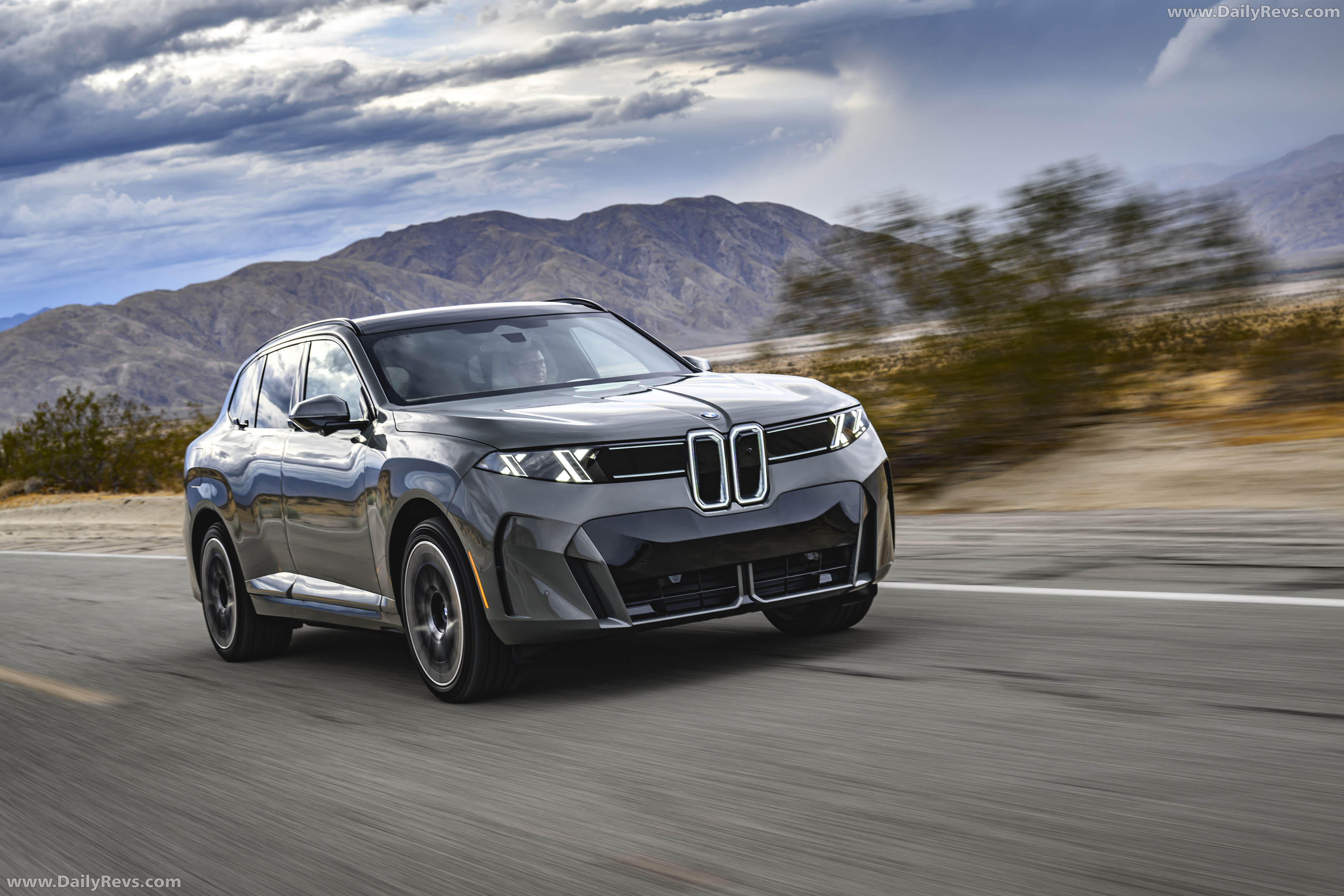 2027 BMW iX5 60 xDrive G65 Pine Grey Front View
