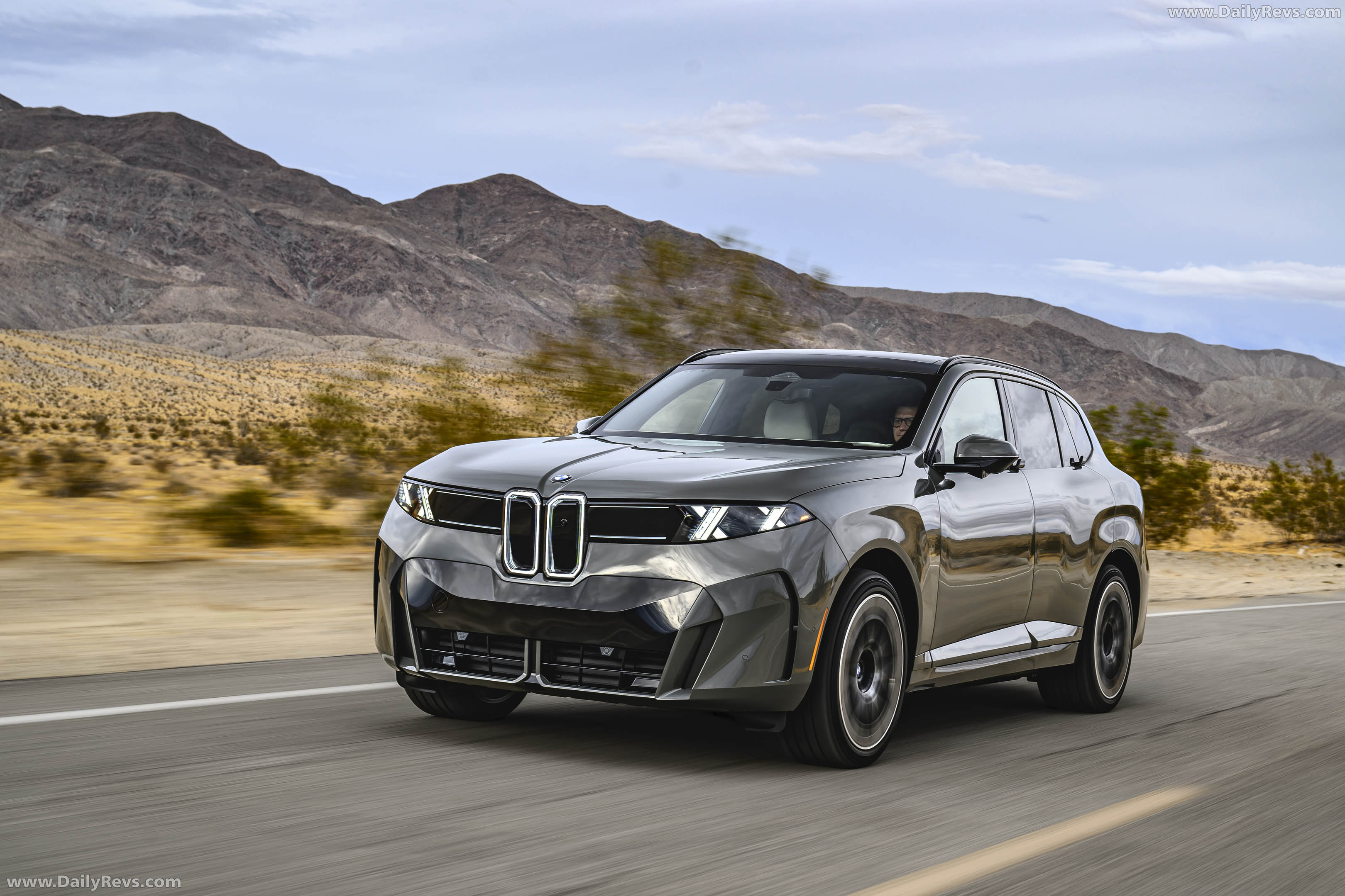 2027 BMW iX5 60 xDrive G65 Pine Grey Front View