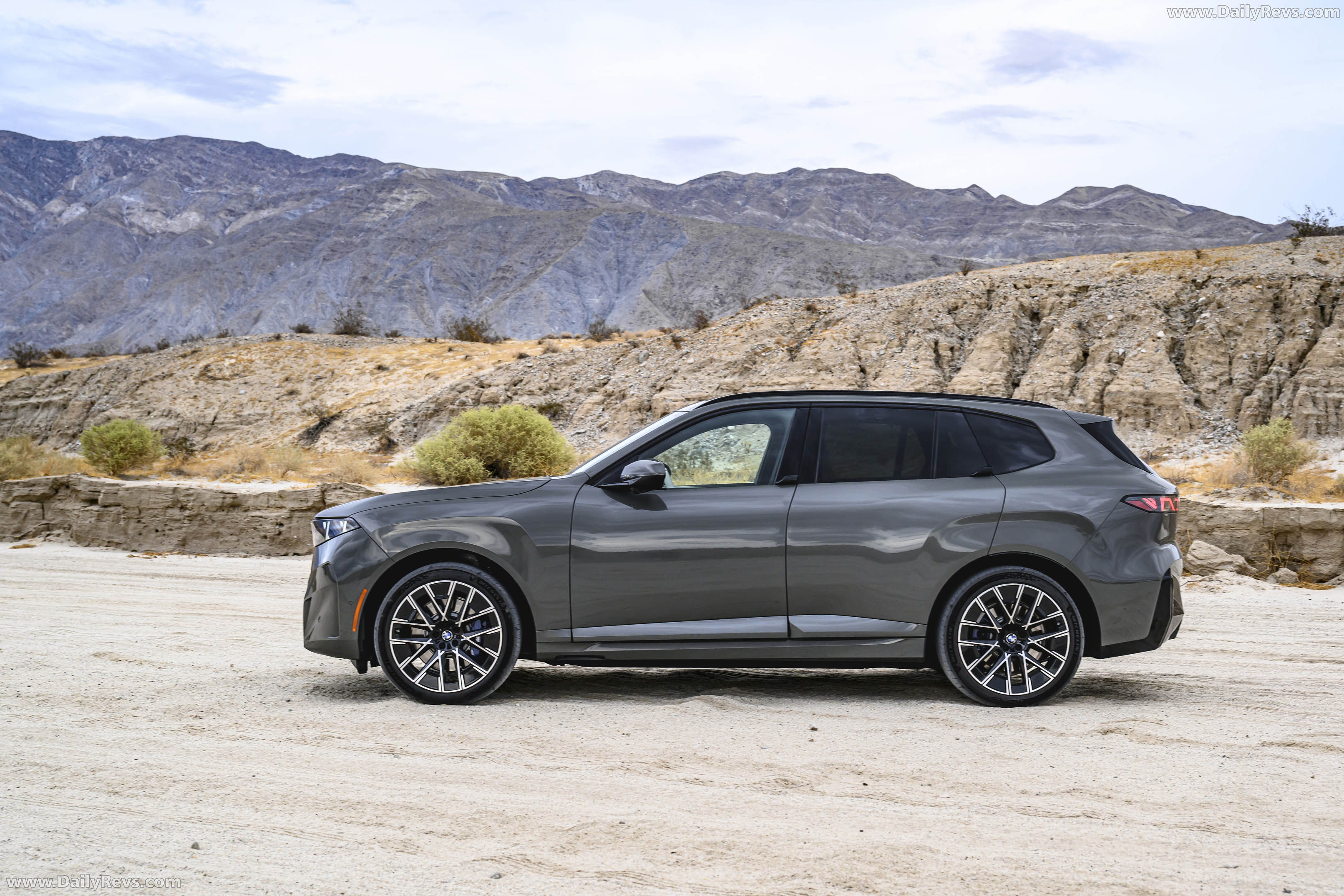 2027 BMW iX5 60 xDrive G65 Pine Grey Side View