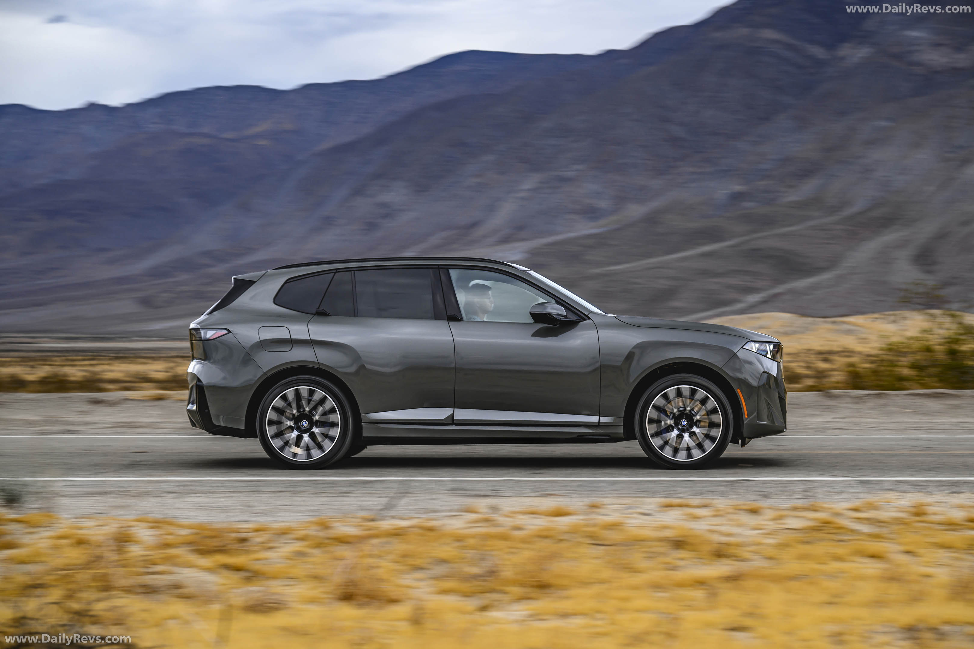 2027 BMW iX5 60 xDrive G65 Pine Grey Side View
