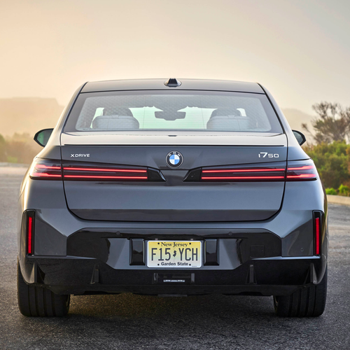 2027 BMW i7 50 xDrive M Sport Package Pro G70 Rear View