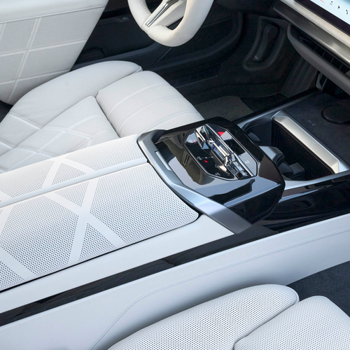2027 BMW i7 50 xDrive M Sport Package Pro G70 Interior