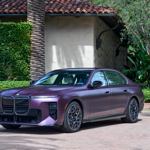 2027 BMW 740 xDrive M Sport Package Pro G70 Front View