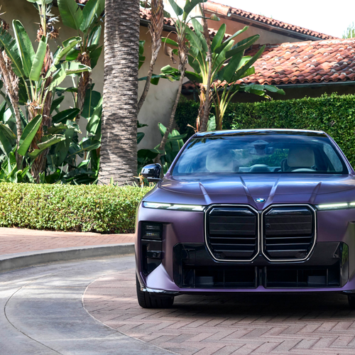 2027 BMW 740 xDrive M Sport Package Pro G70 Front View