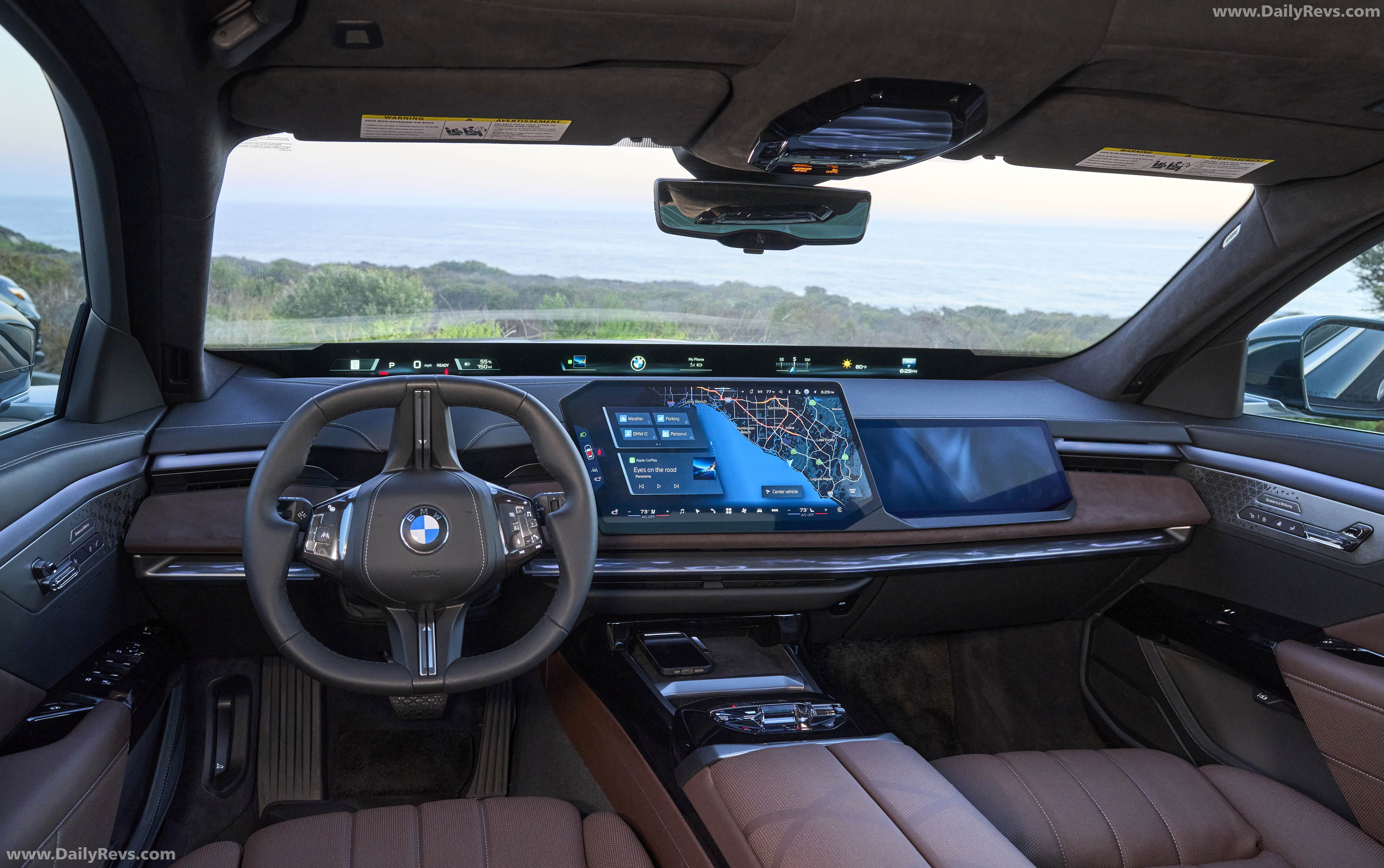 2027 BMW i7 60 xDrive G70 Vancouver Green Sketches