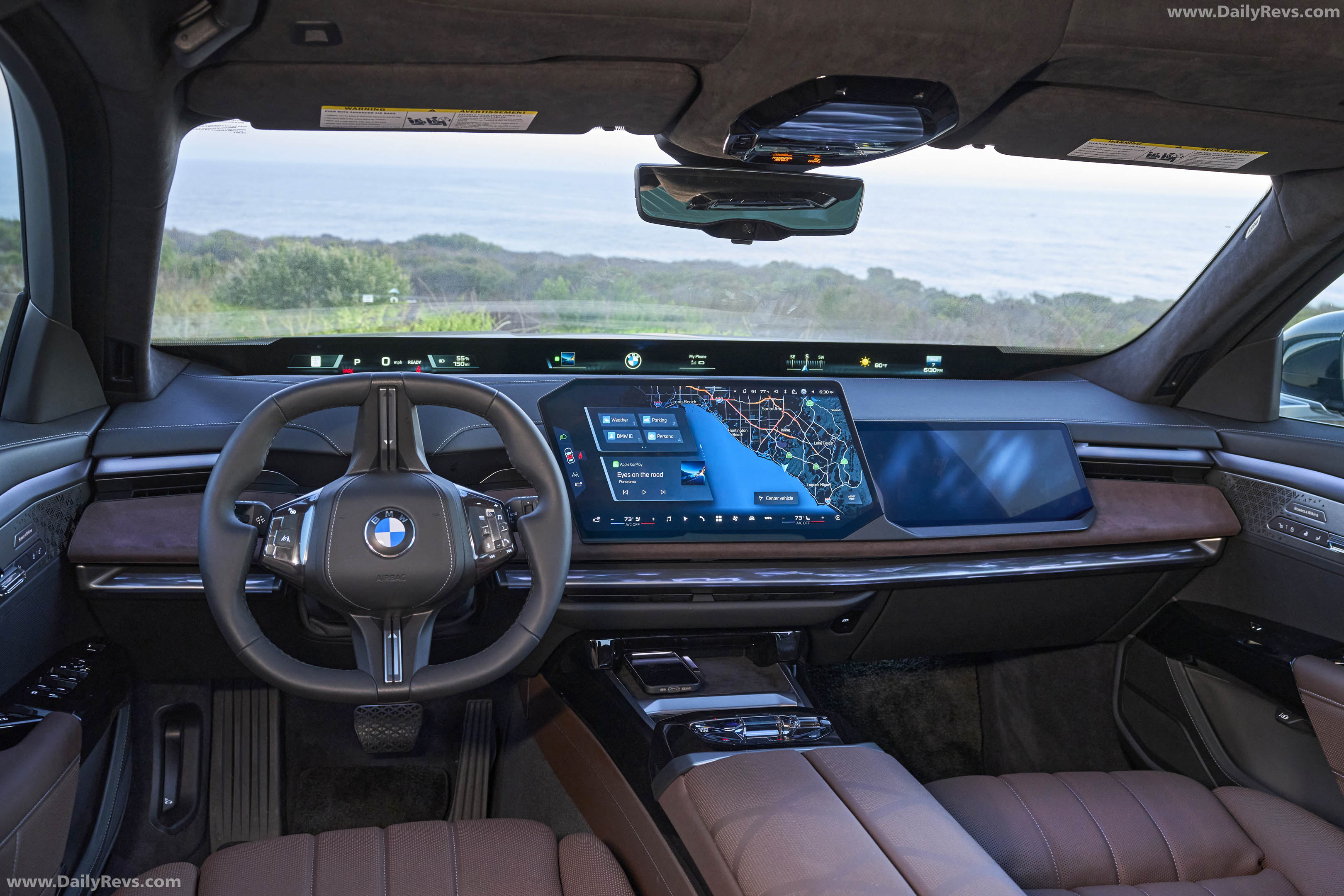 2027 BMW i7 60 xDrive G70 Vancouver Green Sketches
