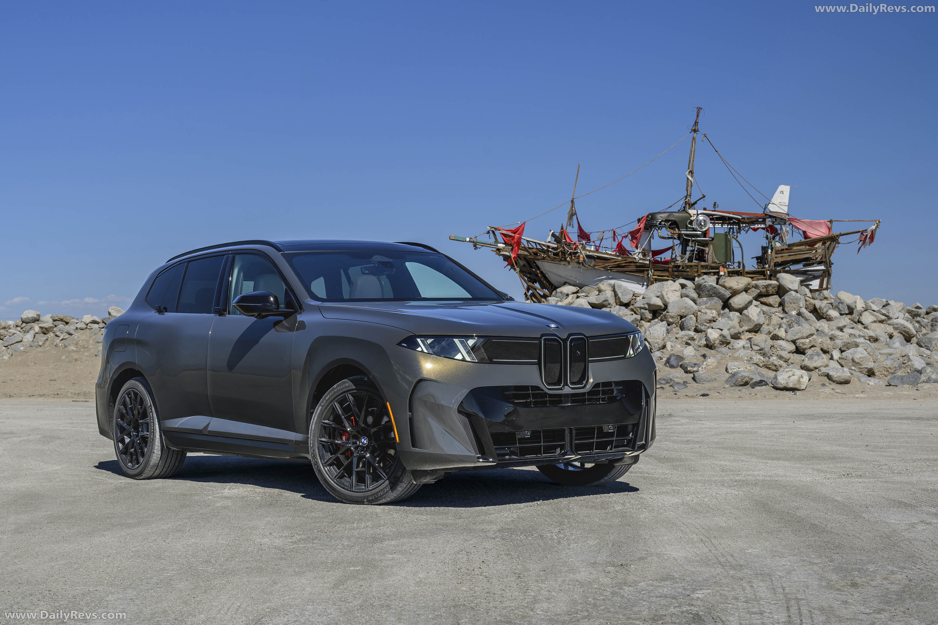 2027 BMW X5 40 xDrive G65 Dravit Grey Front View