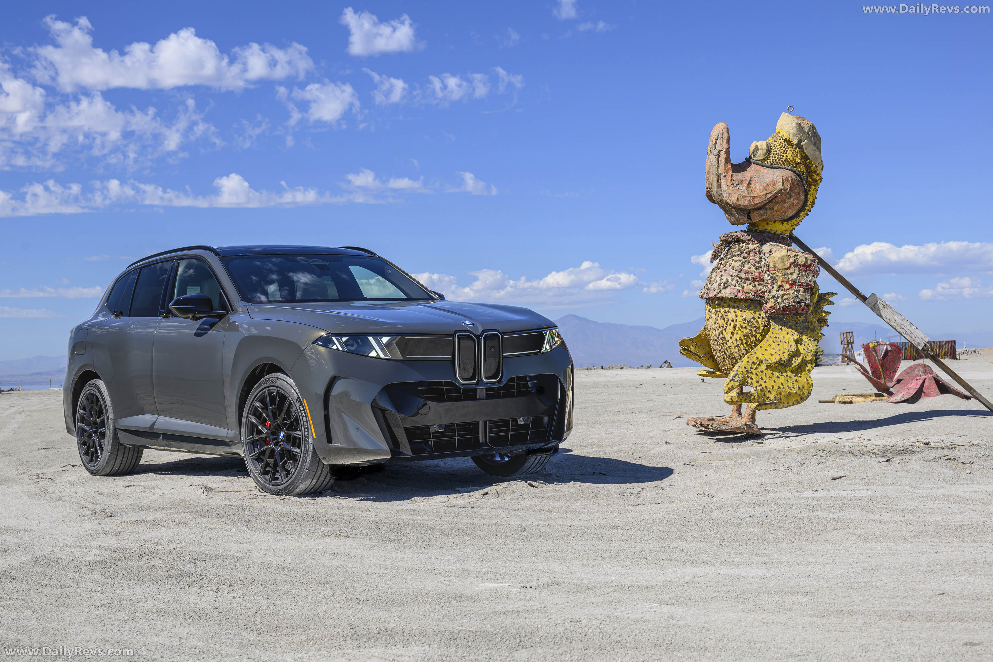 2027 BMW X5 40 xDrive G65 Dravit Grey Front View
