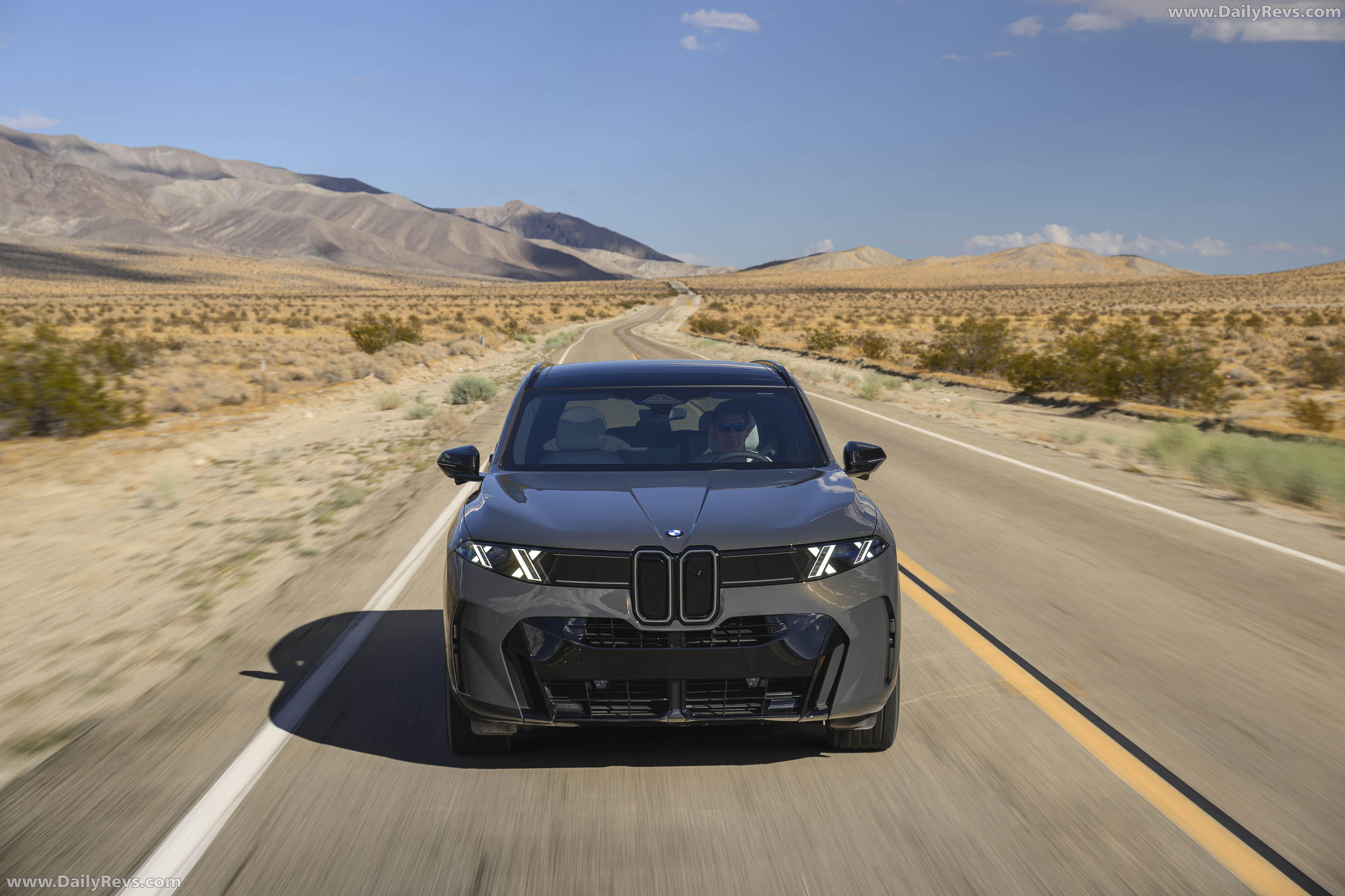 2027 BMW X5 40 xDrive G65 Dravit Grey Front View