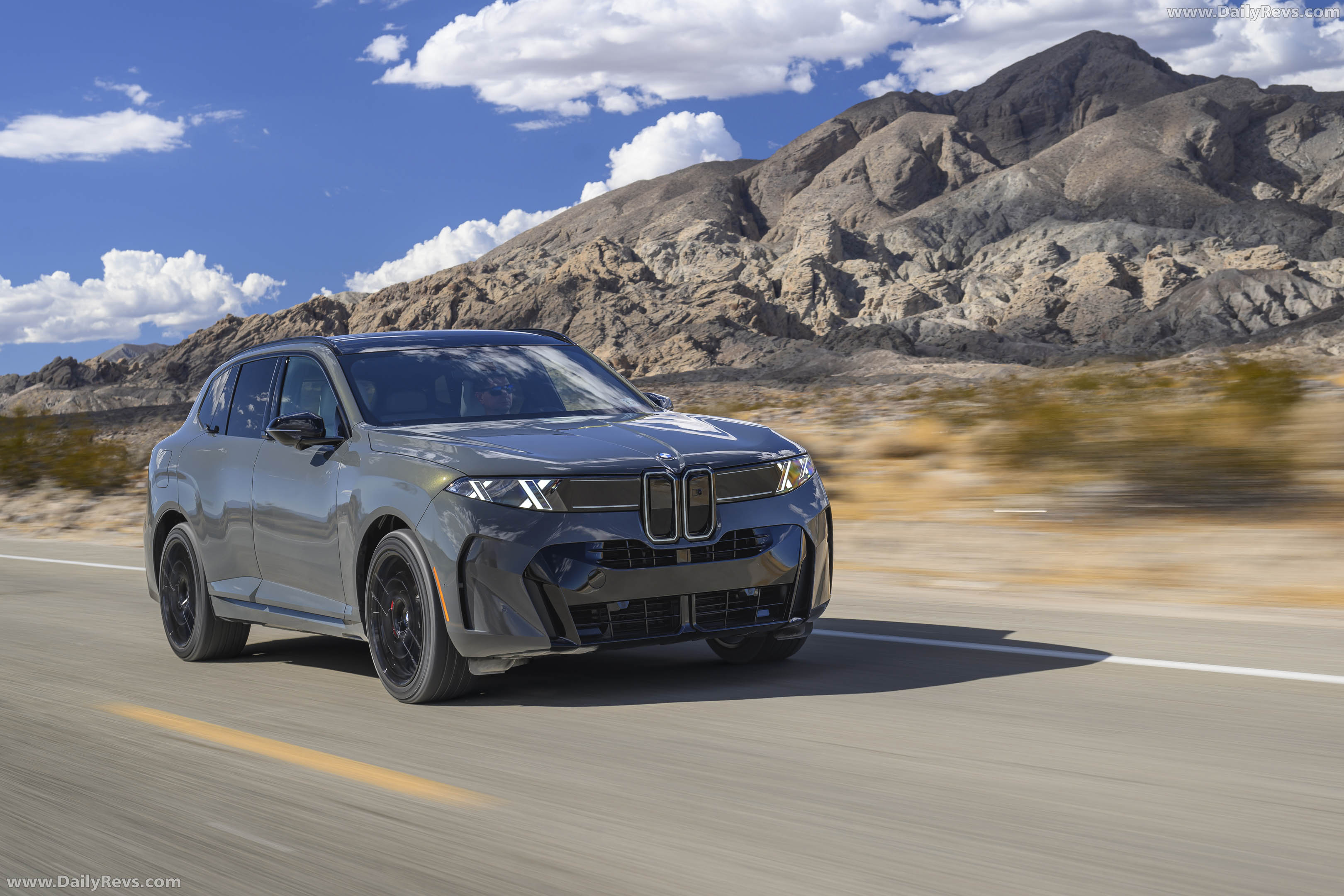 2027 BMW X5 40 xDrive G65 Dravit Grey Front View