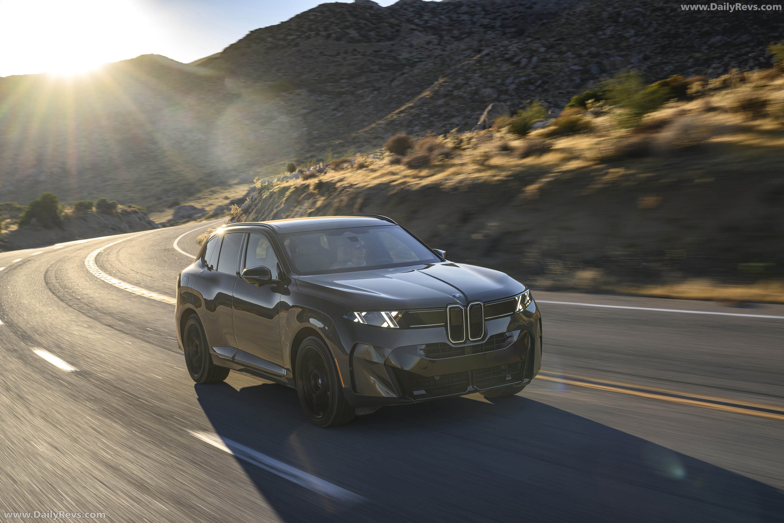 2027 BMW X5 40 xDrive G65 Dravit Grey Front View