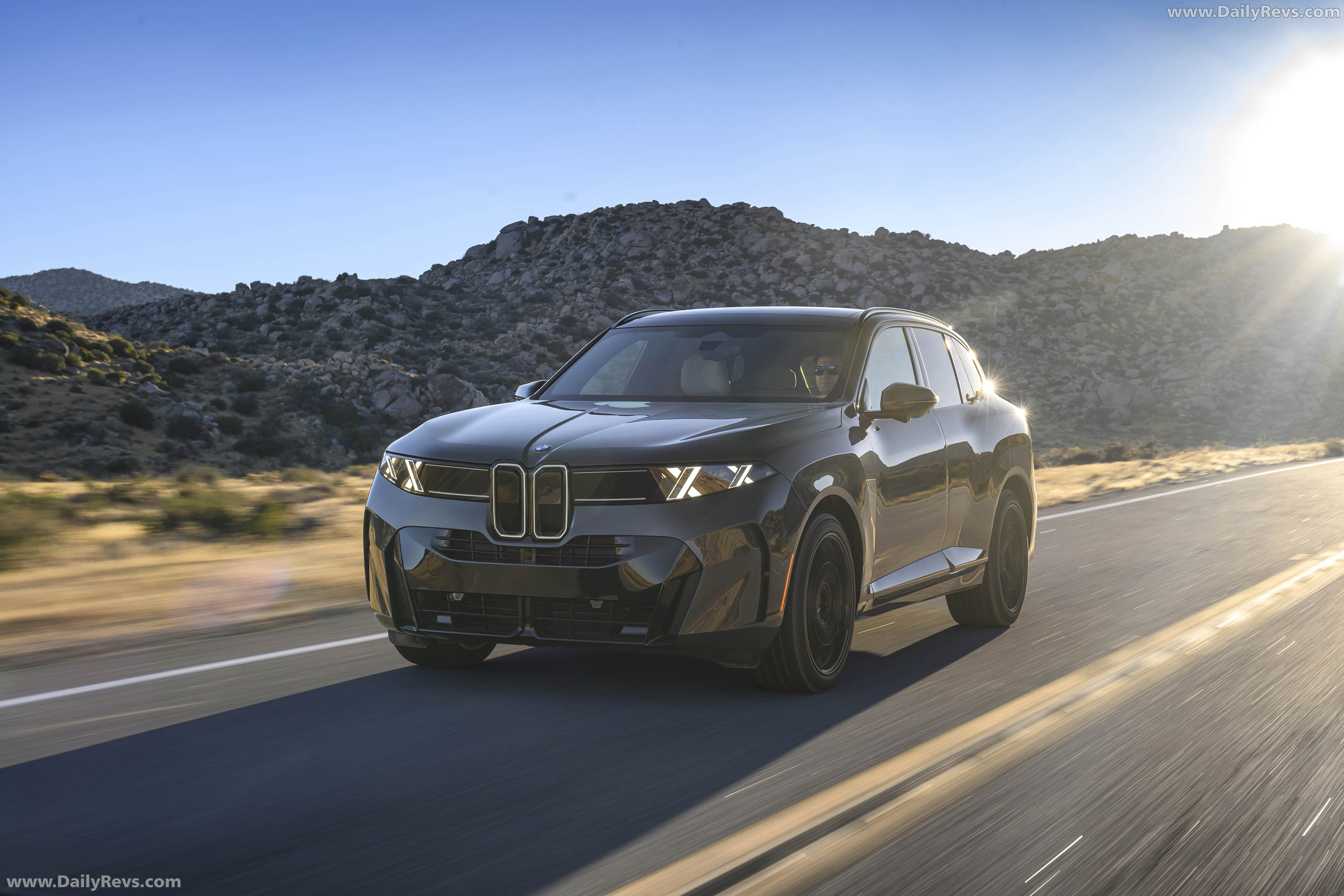 2027 BMW X5 40 xDrive G65 Dravit Grey Front View