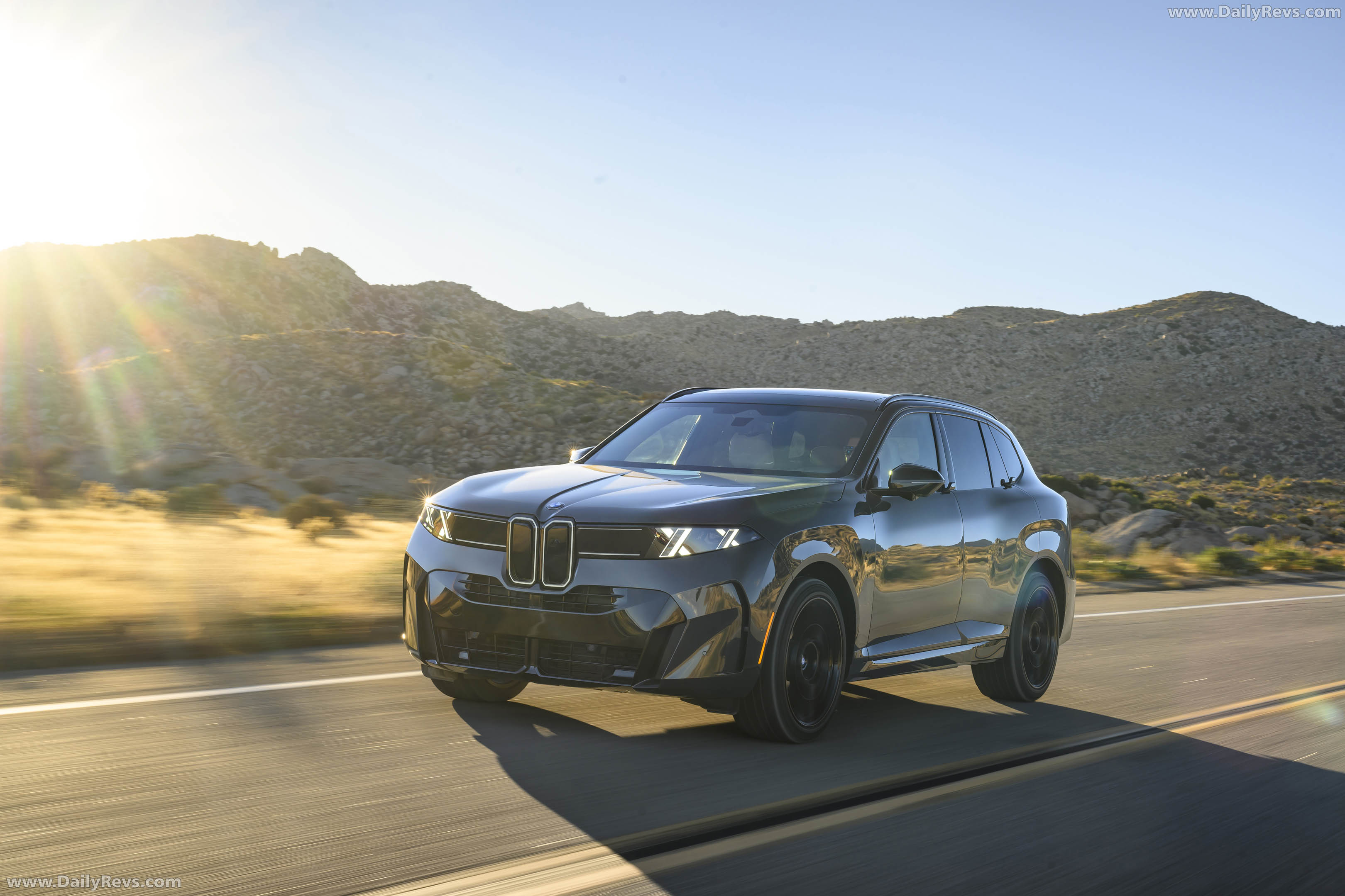 2027 BMW X5 40 xDrive G65 Dravit Grey Front View