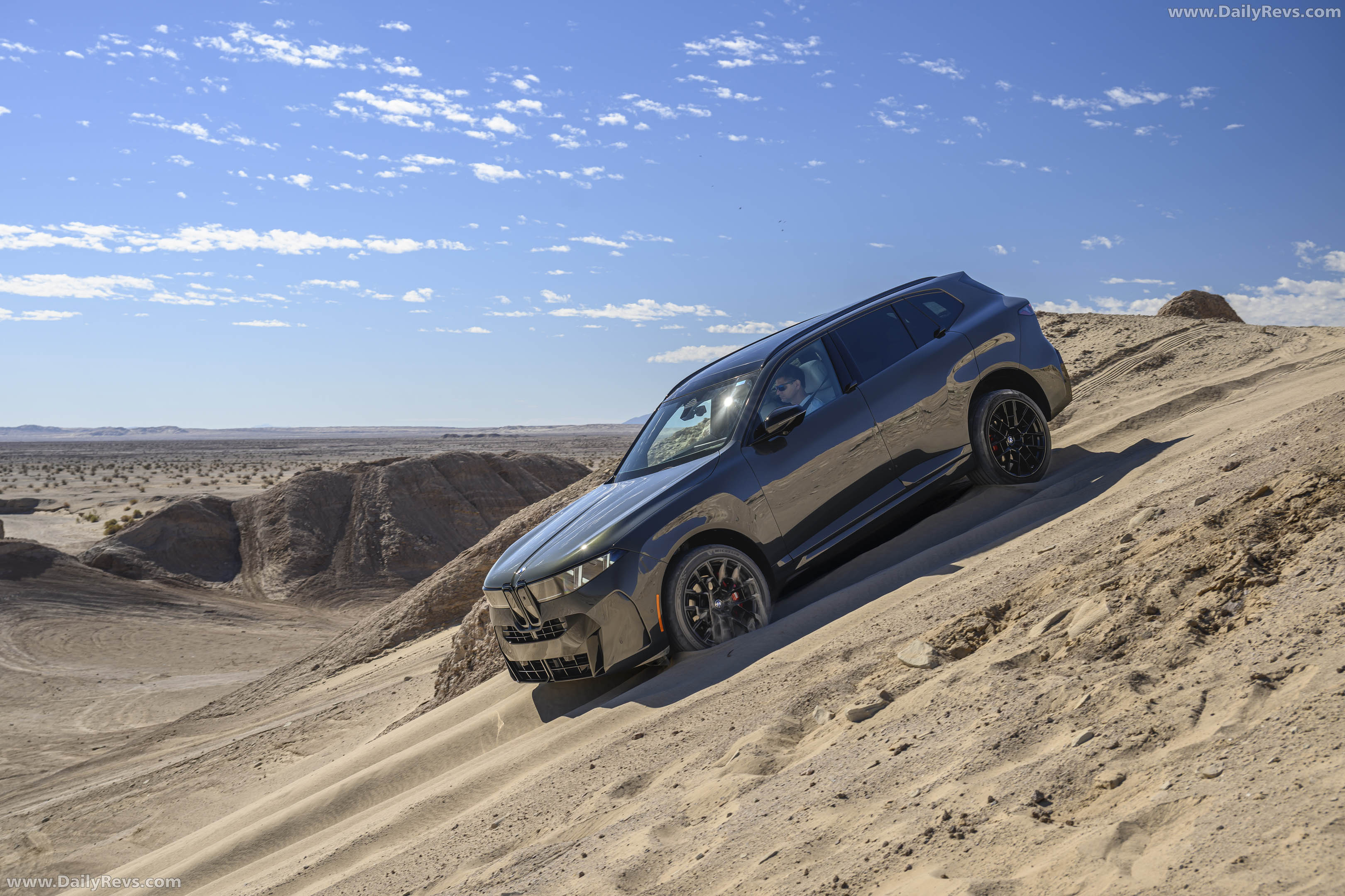 2027 BMW X5 40 xDrive G65 Dravit Grey Side View
