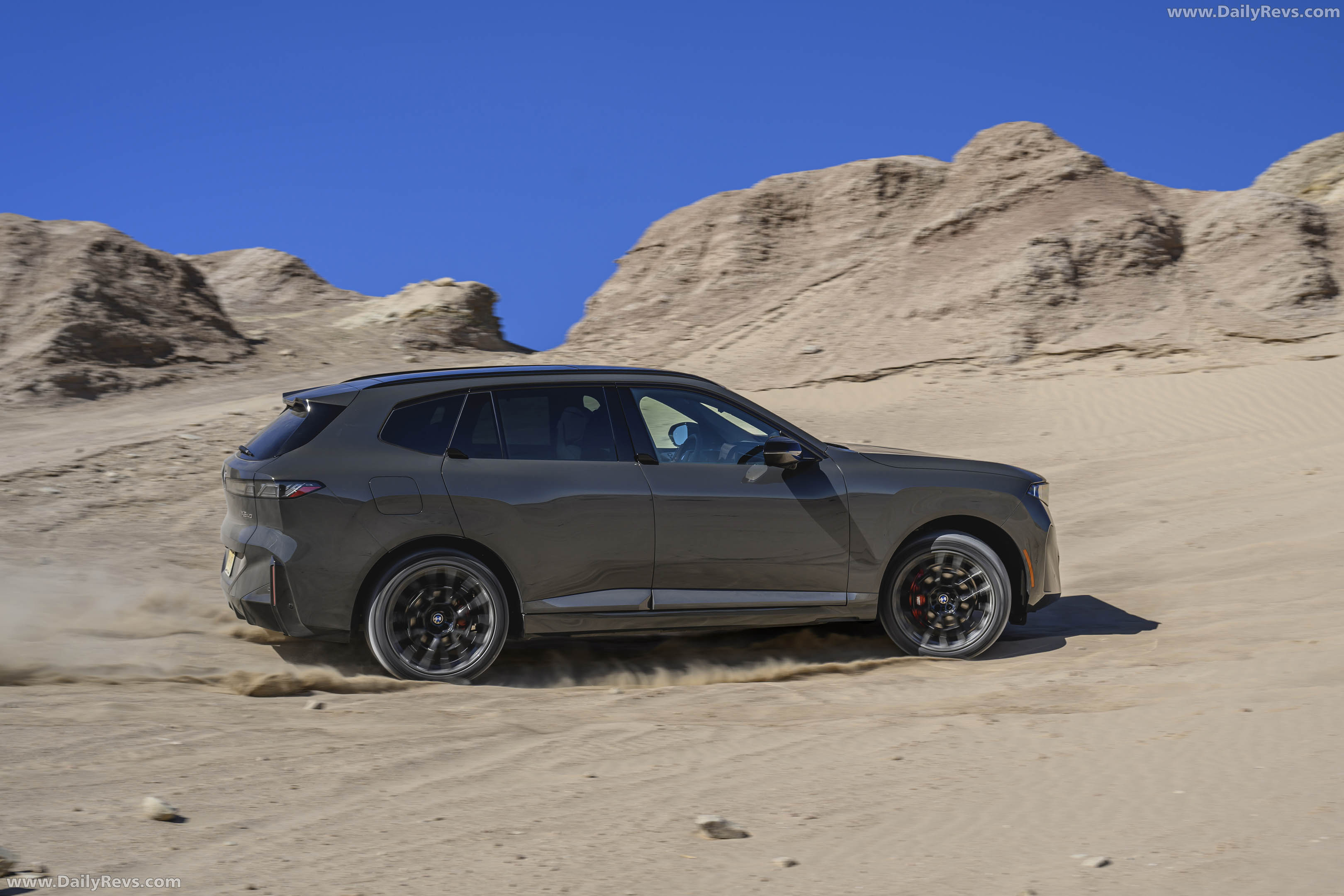 2027 BMW X5 40 xDrive G65 Dravit Grey Side View