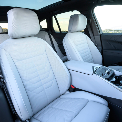 2027 BMW X5 40 xDrive G65 Dravit Grey Interior