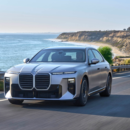 2027 BMW 740 xDrive M Sport Package G70 Front View
