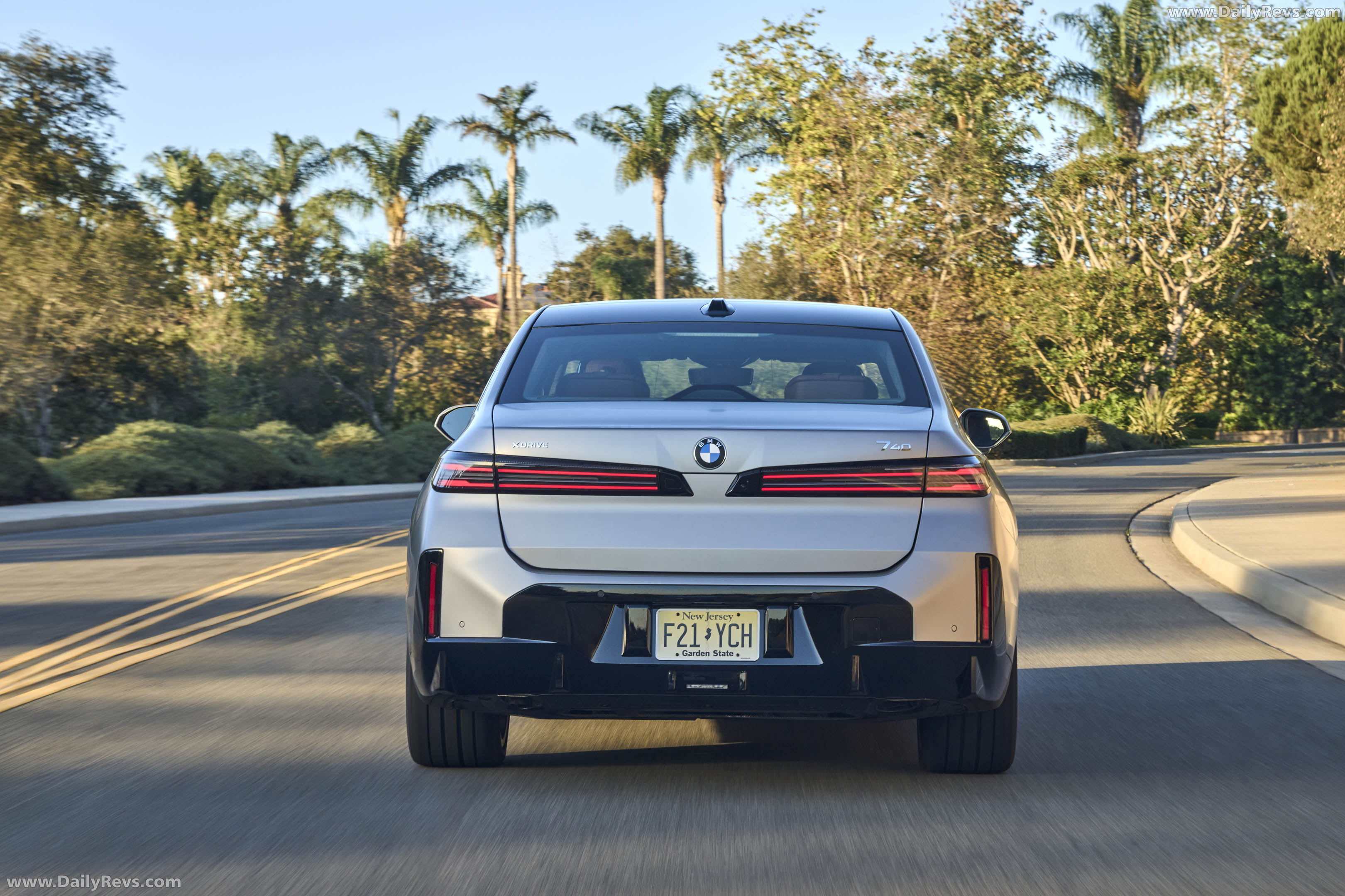 2027 BMW 740 xDrive M Sport Package G70 Rear View