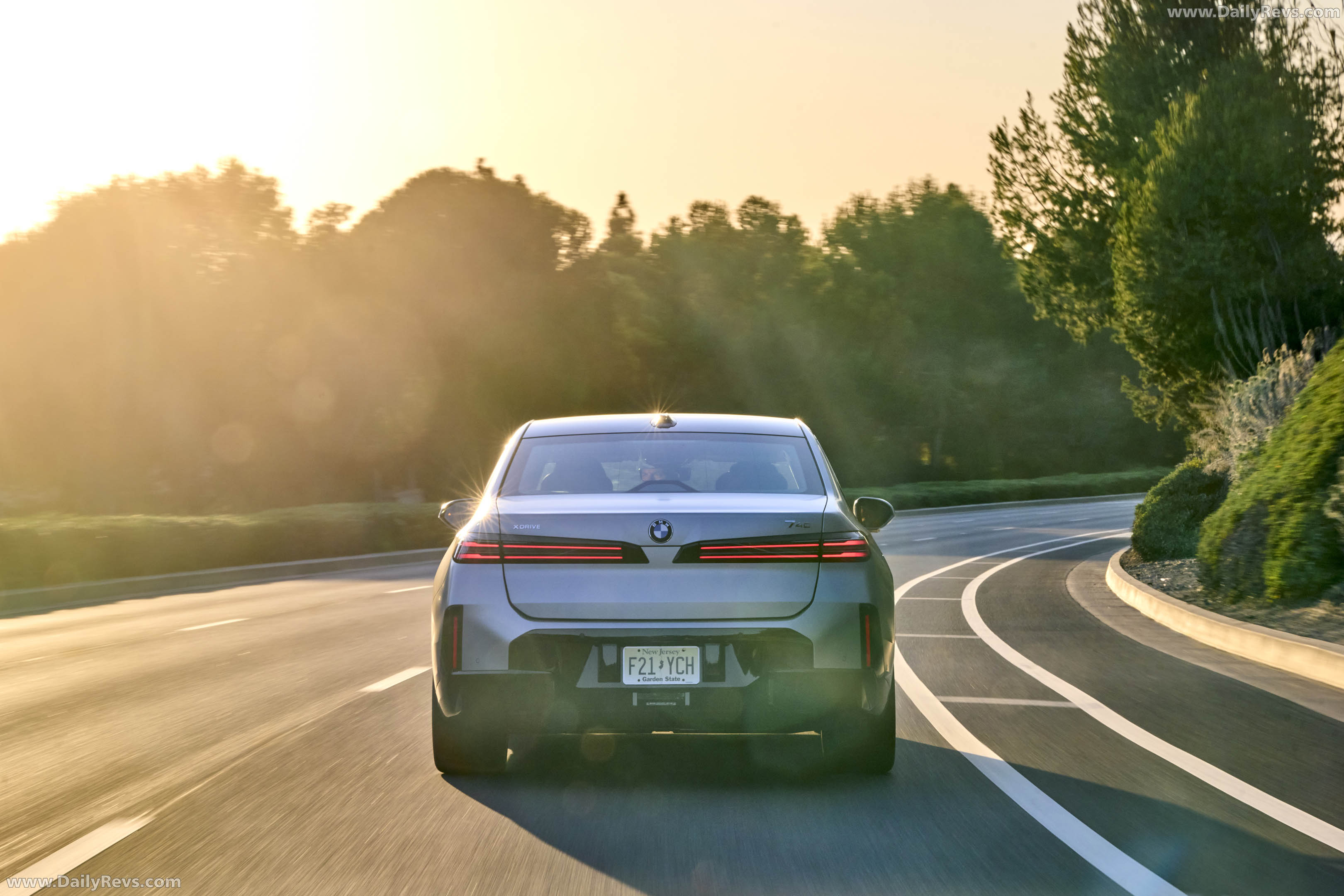 2027 BMW 740 xDrive M Sport Package G70 Rear View