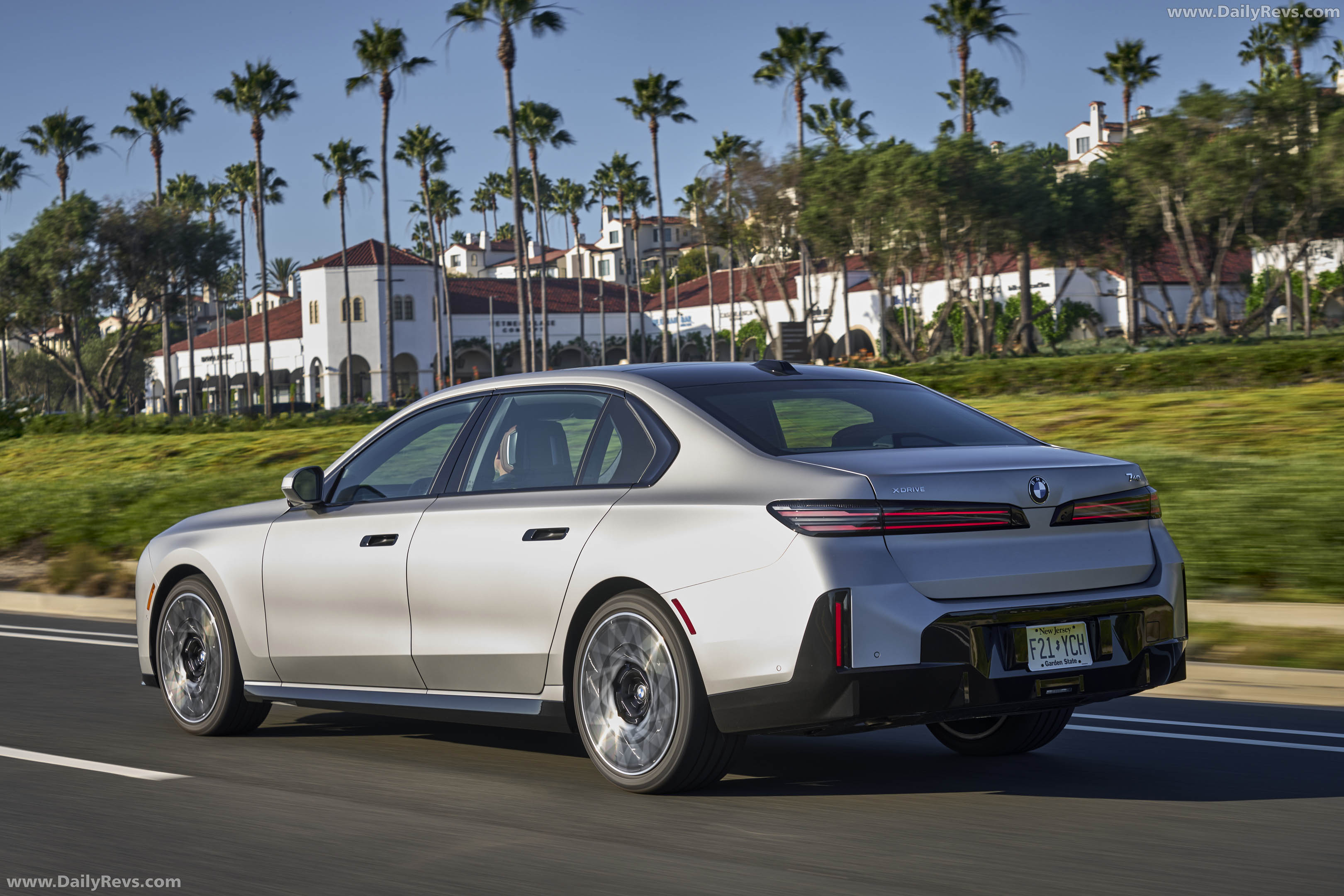 2027 BMW 740 xDrive M Sport Package G70 Rear View