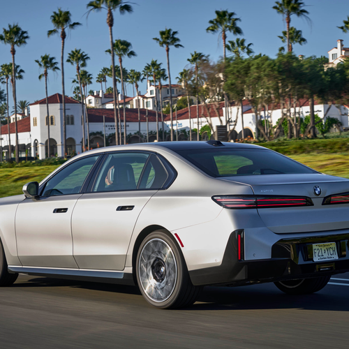 2027 BMW 740 xDrive M Sport Package G70 Rear View
