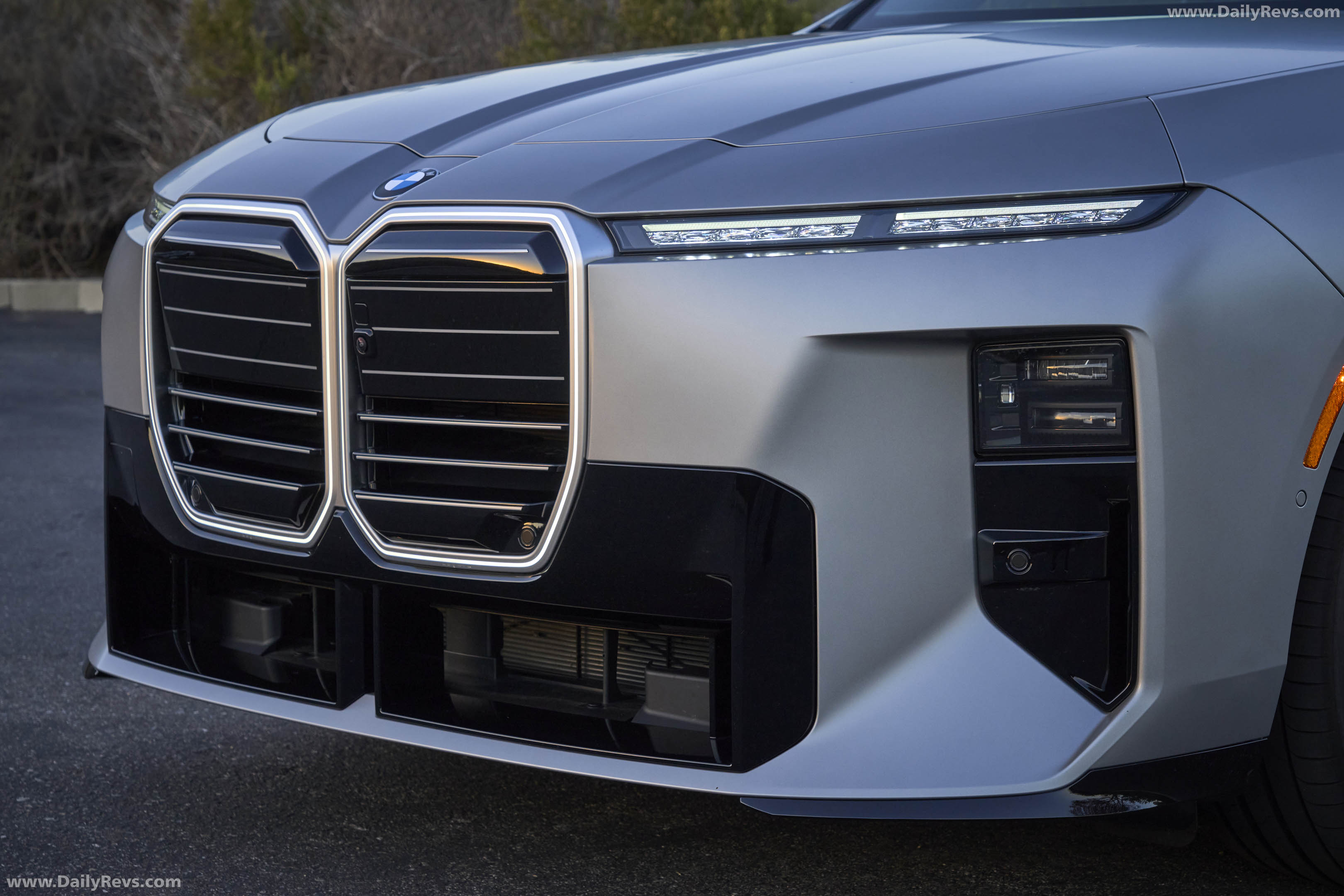2027 BMW 740 xDrive M Sport Package G70 Exterior