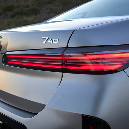 2027 BMW 740 xDrive M Sport Package G70 Exterior