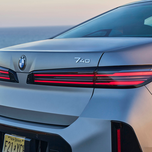 2027 BMW 740 xDrive M Sport Package G70 Exterior