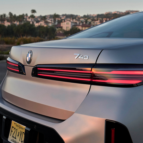 2027 BMW 740 xDrive M Sport Package G70 Exterior