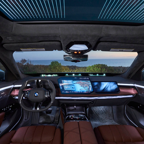 2027 BMW 740 xDrive M Sport Package G70 Interior