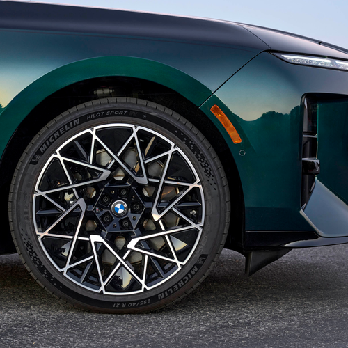 2027 BMW i7 60 xDrive M Sport Package Pro Exterior