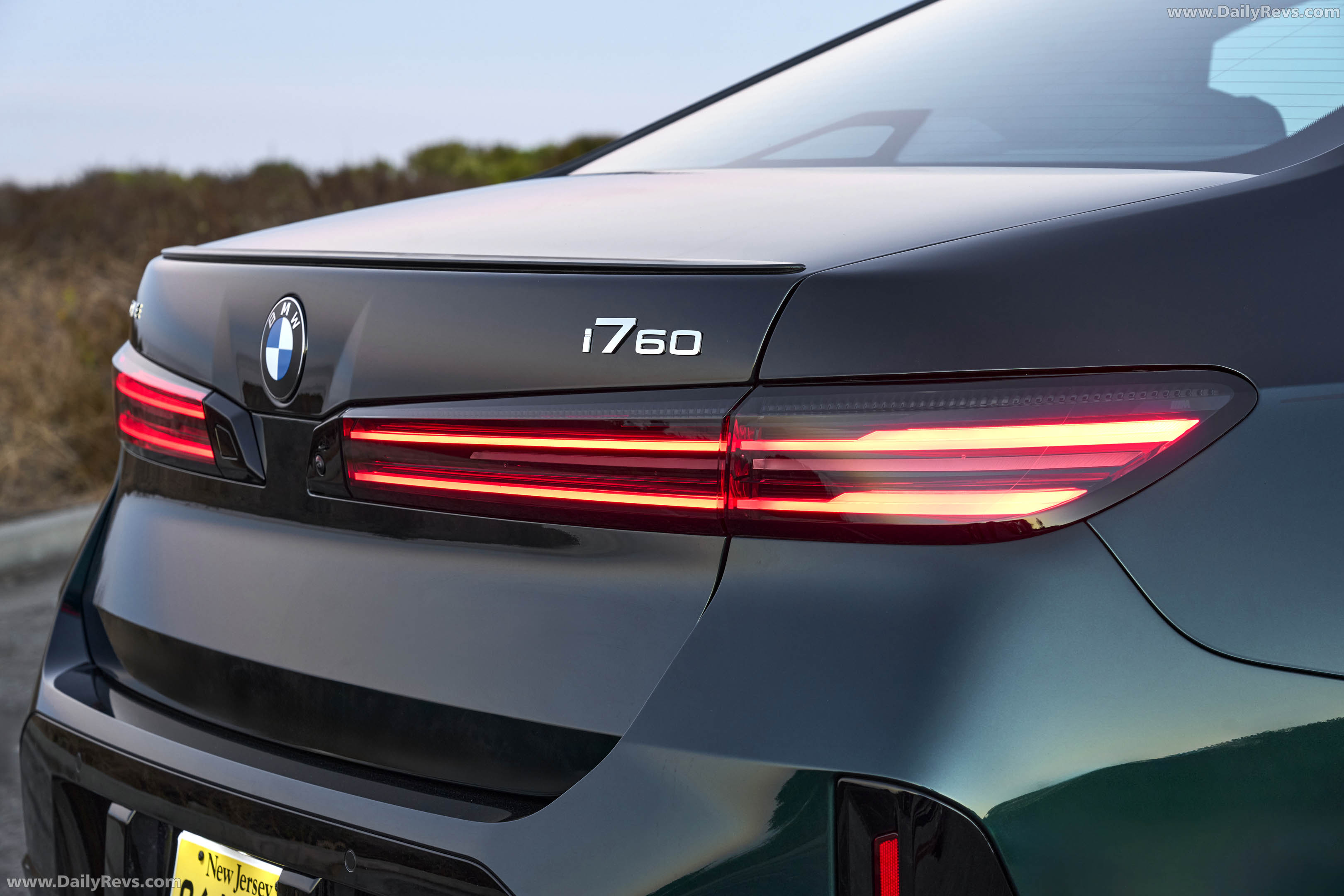 2027 BMW i7 60 xDrive M Sport Package Pro Exterior