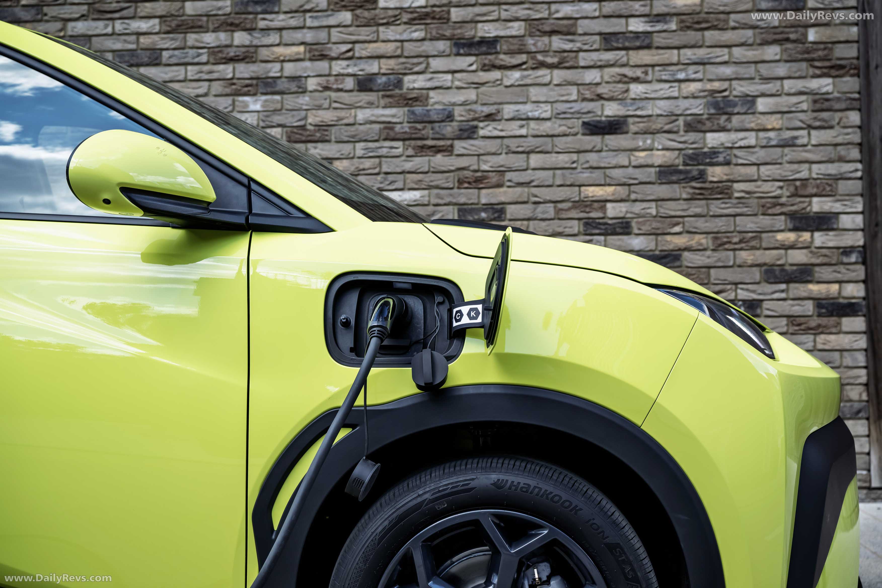 2025 BYD Dolphin Surf UK Version Exterior