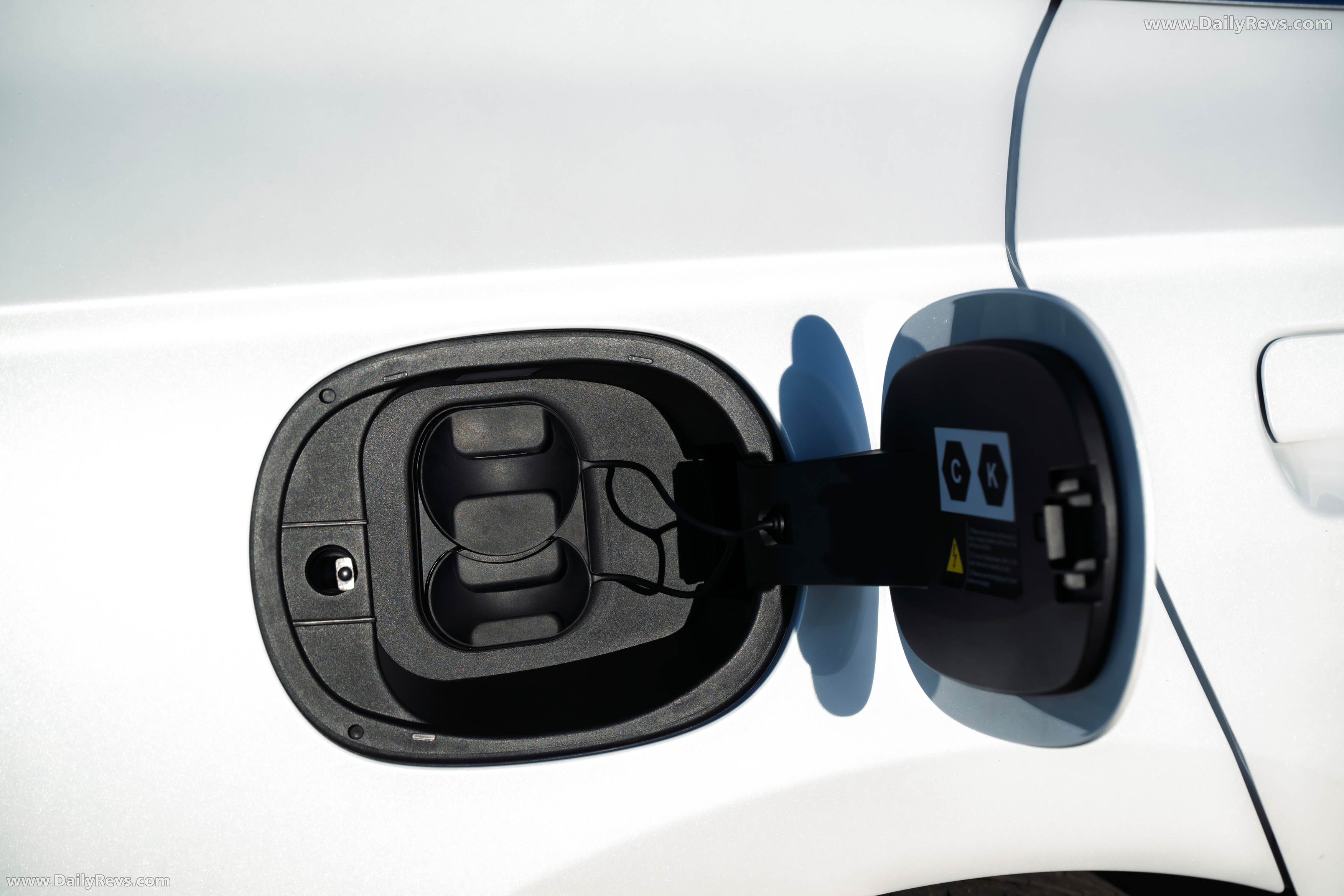 2025 BYD Seal 06 DM-i UK Version Exterior