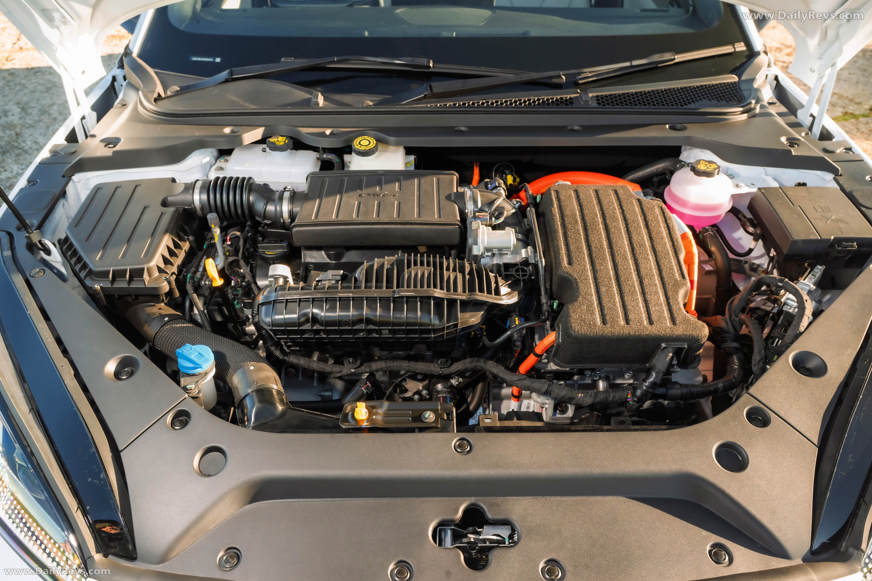 2025 BYD Seal 06 DM-i UK Version Engine
