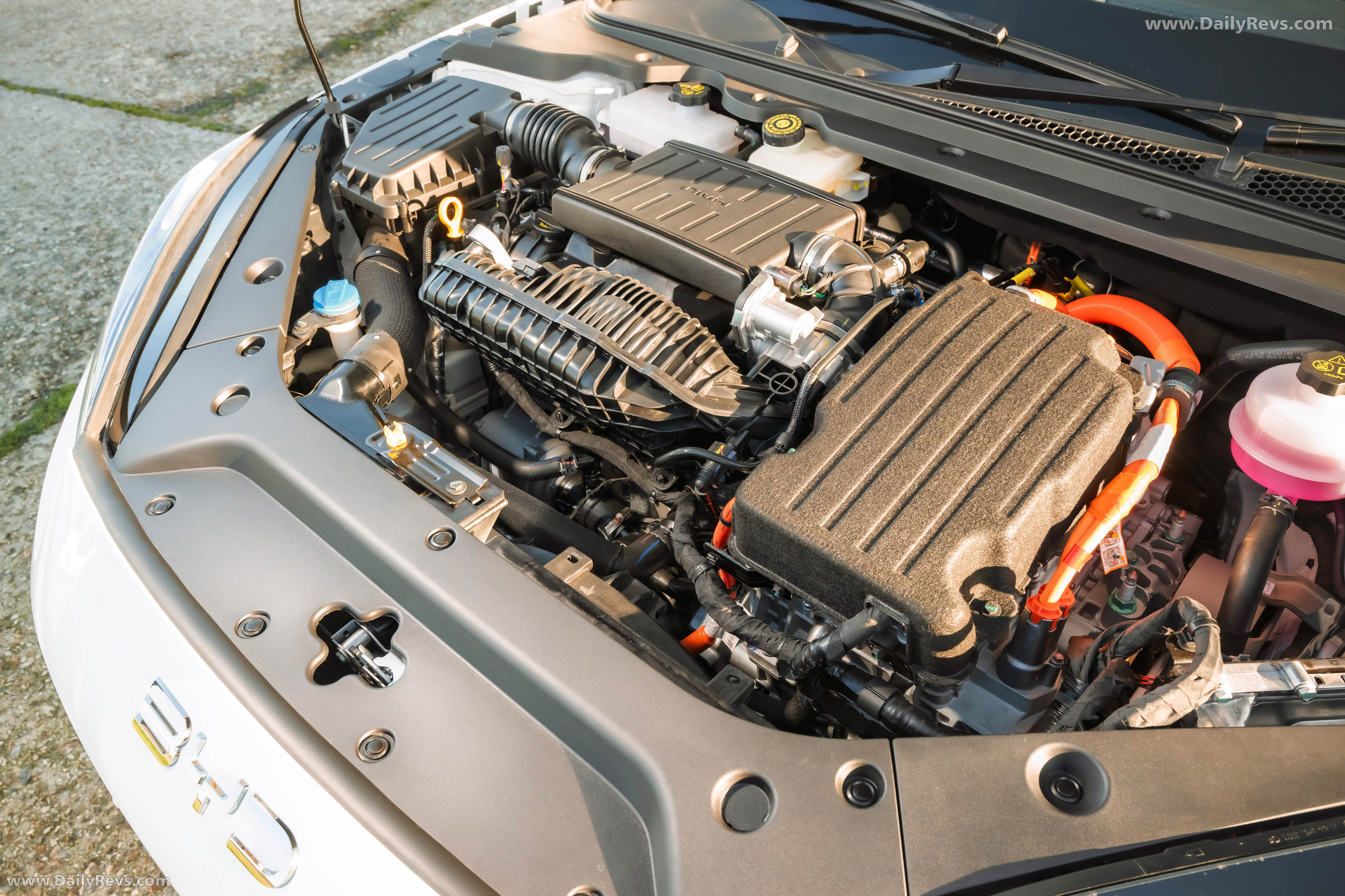 2025 BYD Seal 06 DM-i UK Version Engine
