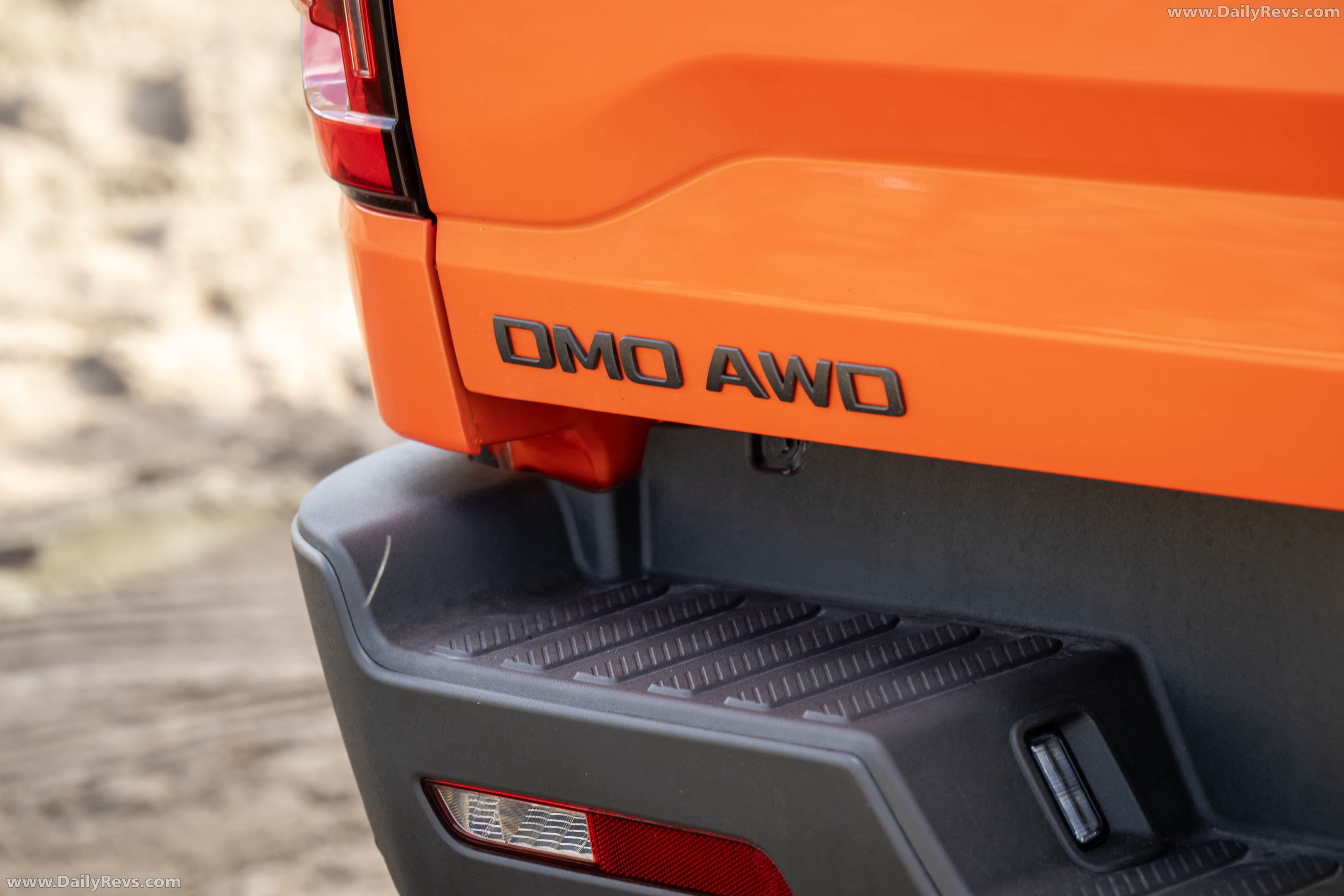 2026 BYD Shark Sunrise Orange Exterior