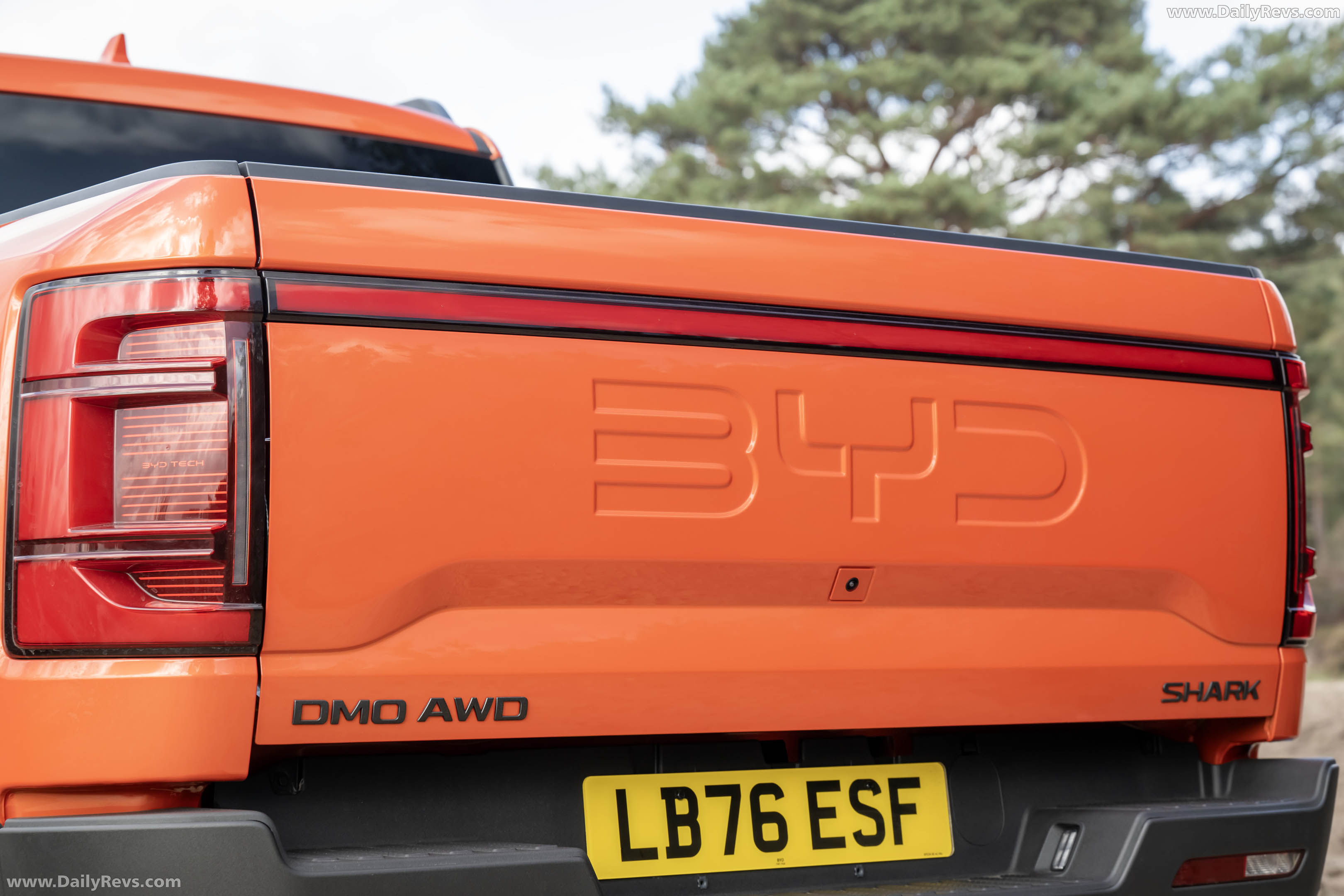 2026 BYD Shark Sunrise Orange Exterior
