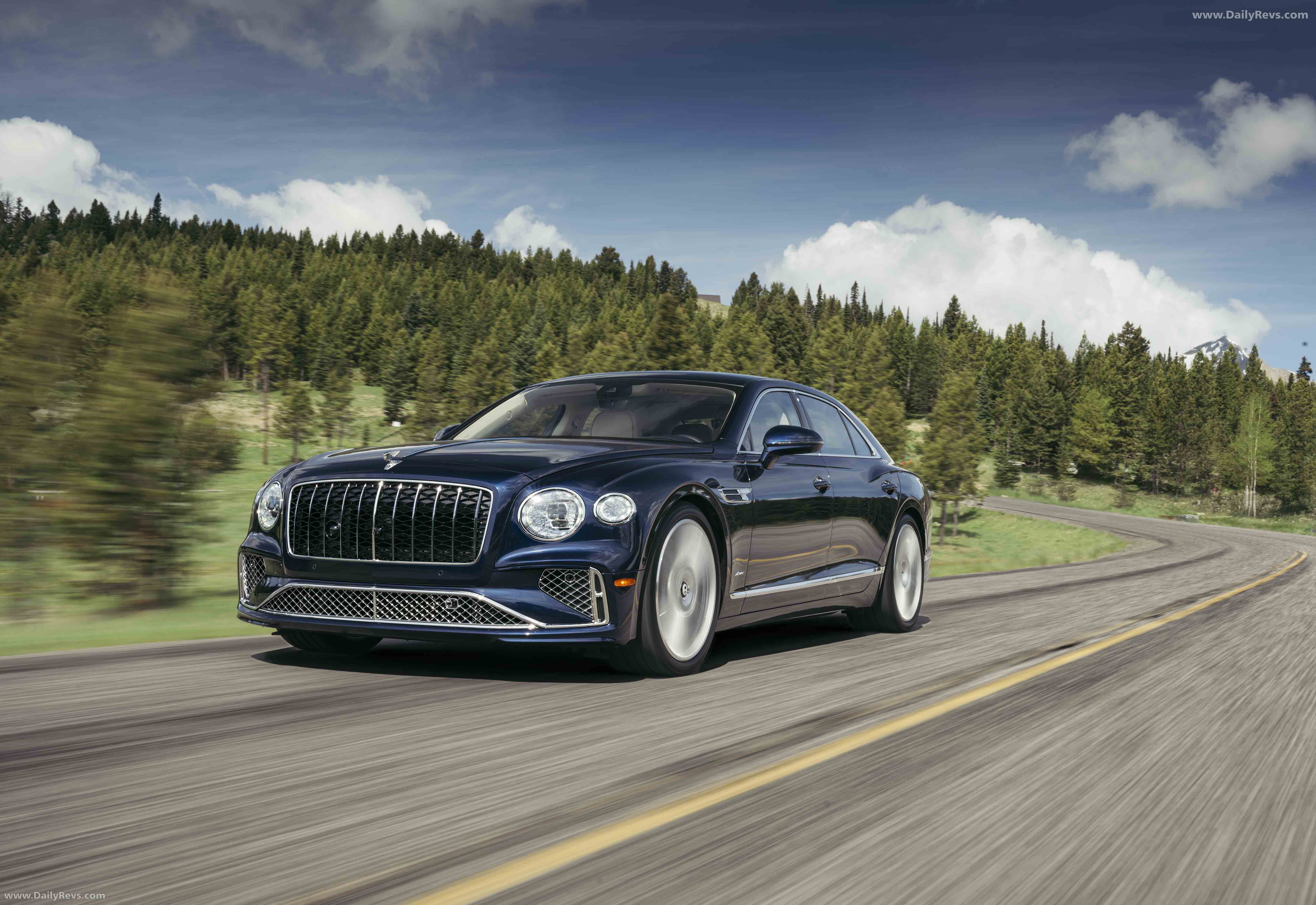 2025 Bentley Flying Spur Azure Front View