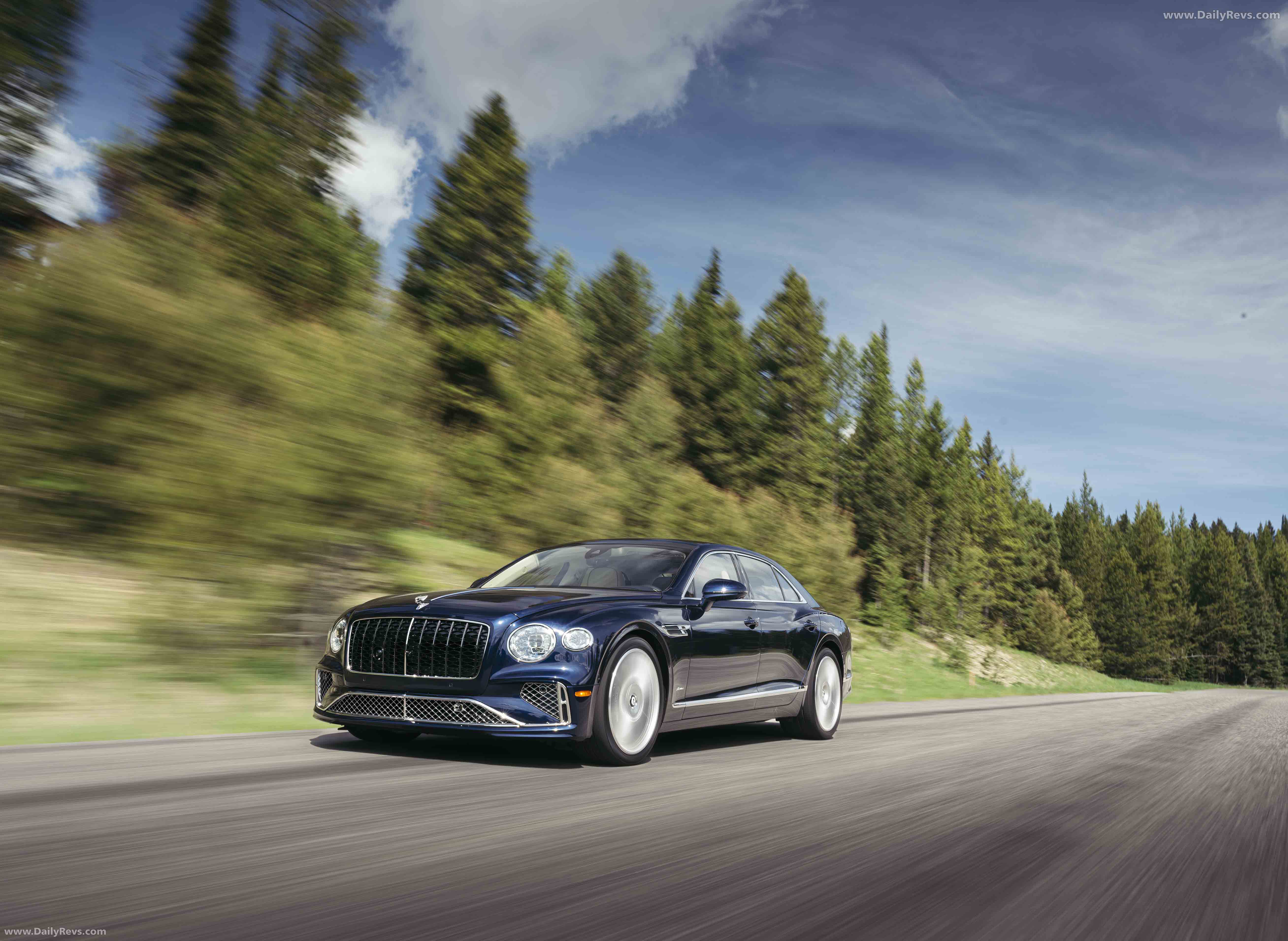 2025 Bentley Flying Spur Azure Front View