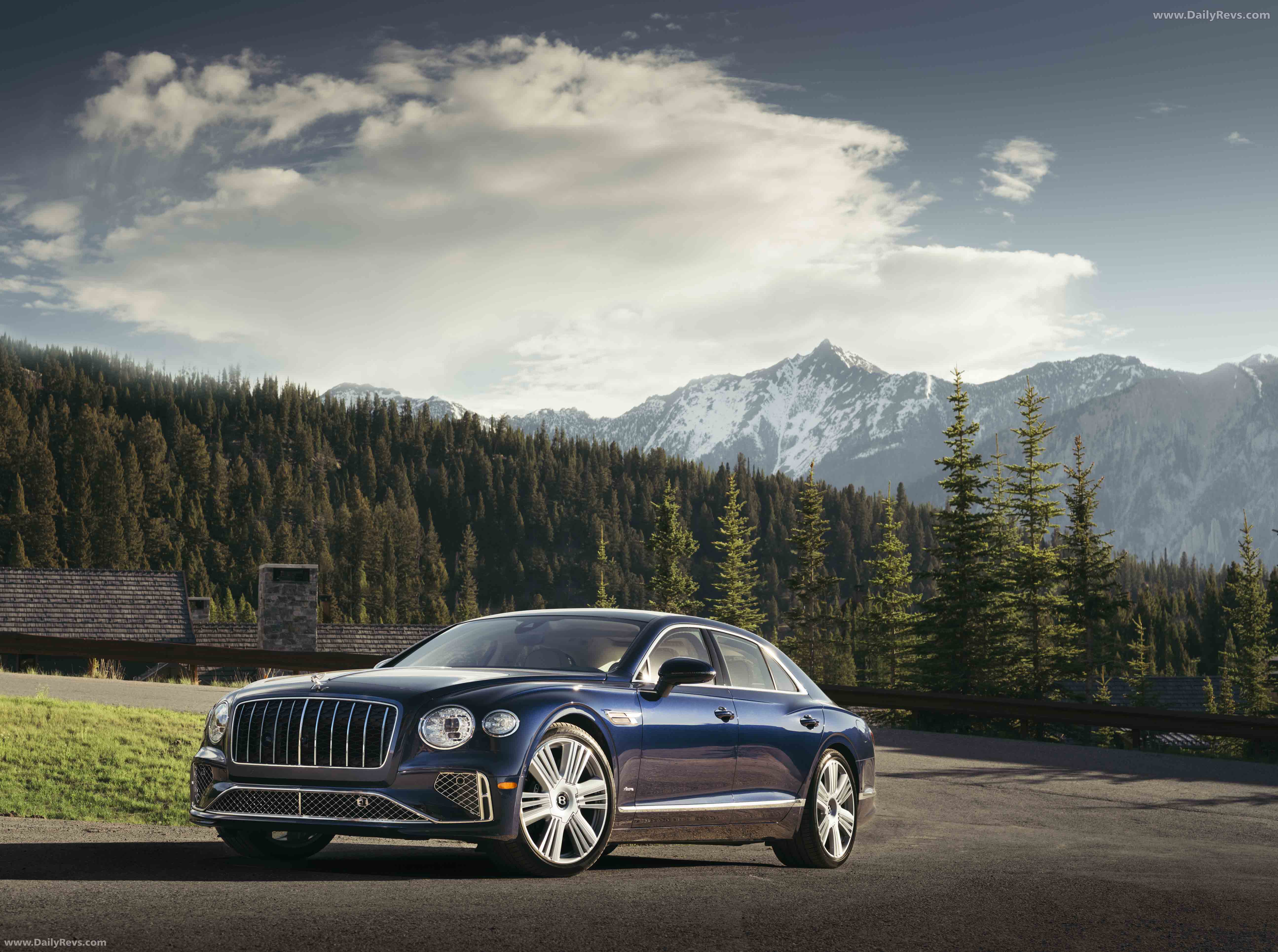 2025 Bentley Flying Spur Azure Front View