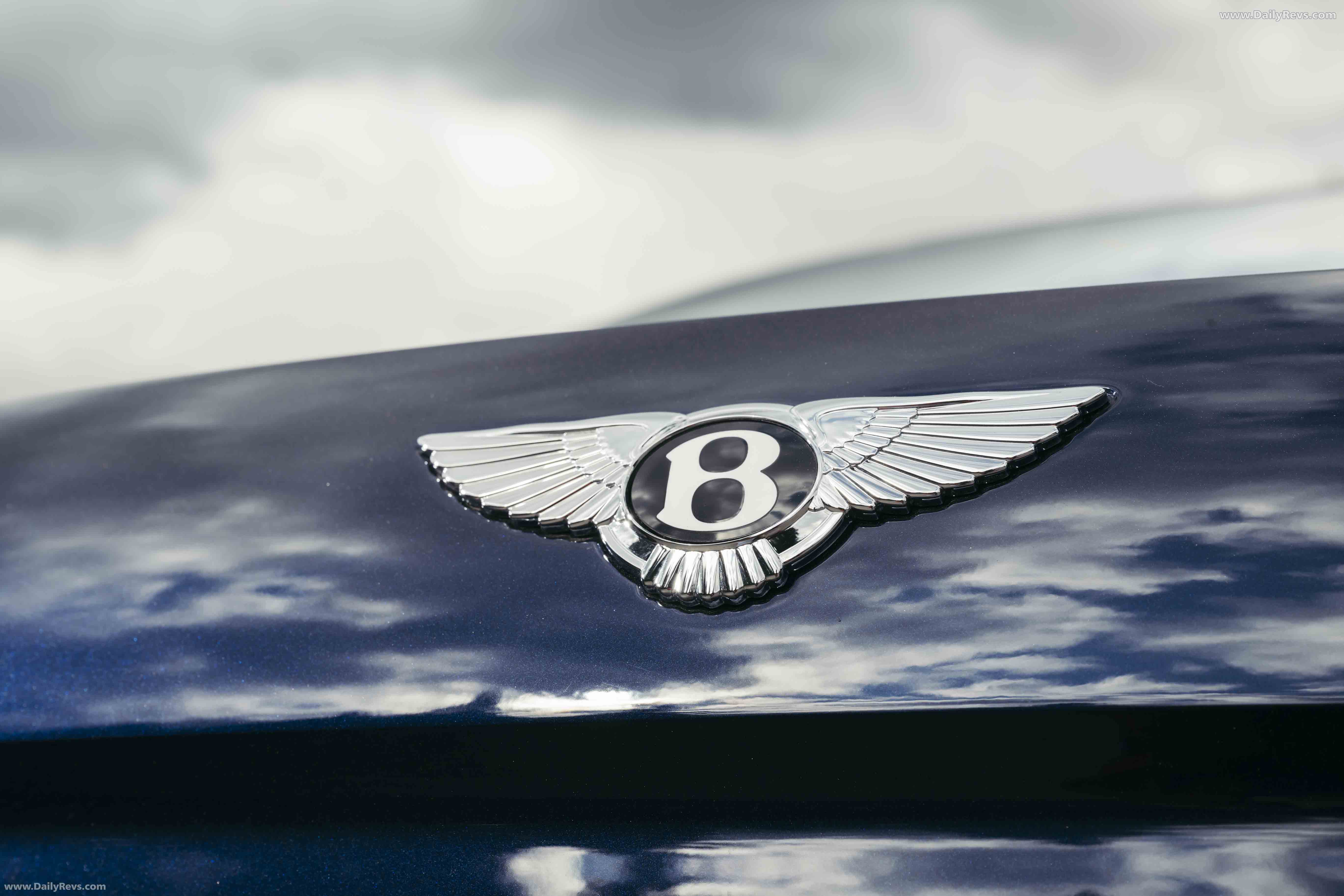 2025 Bentley Flying Spur Azure Exterior