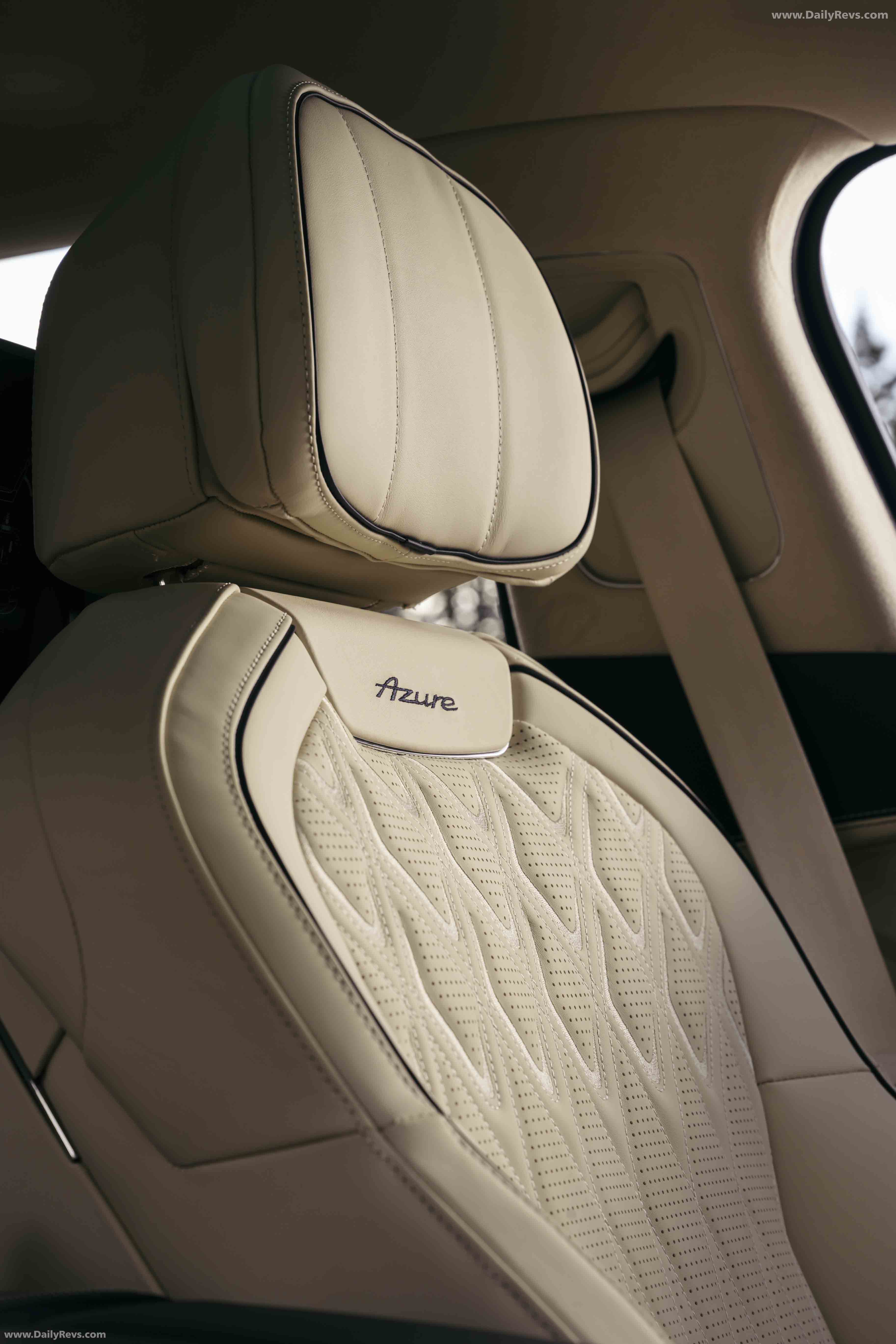 2025 Bentley Flying Spur Azure Interior