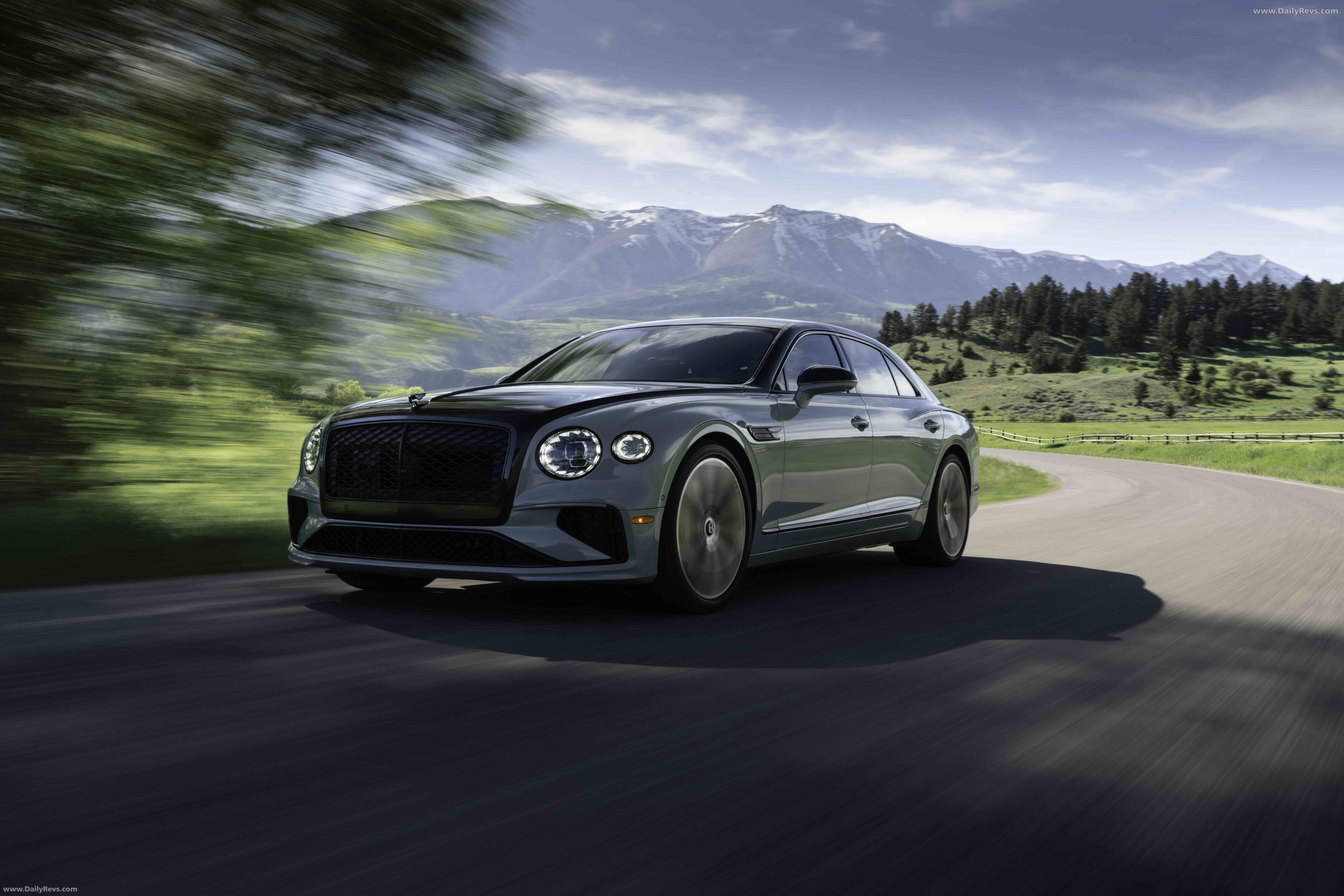 2025 Bentley Flying Spur Cumbarian Green Front View