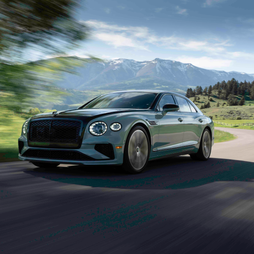 2025 Bentley Flying Spur Cumbarian Green Front View