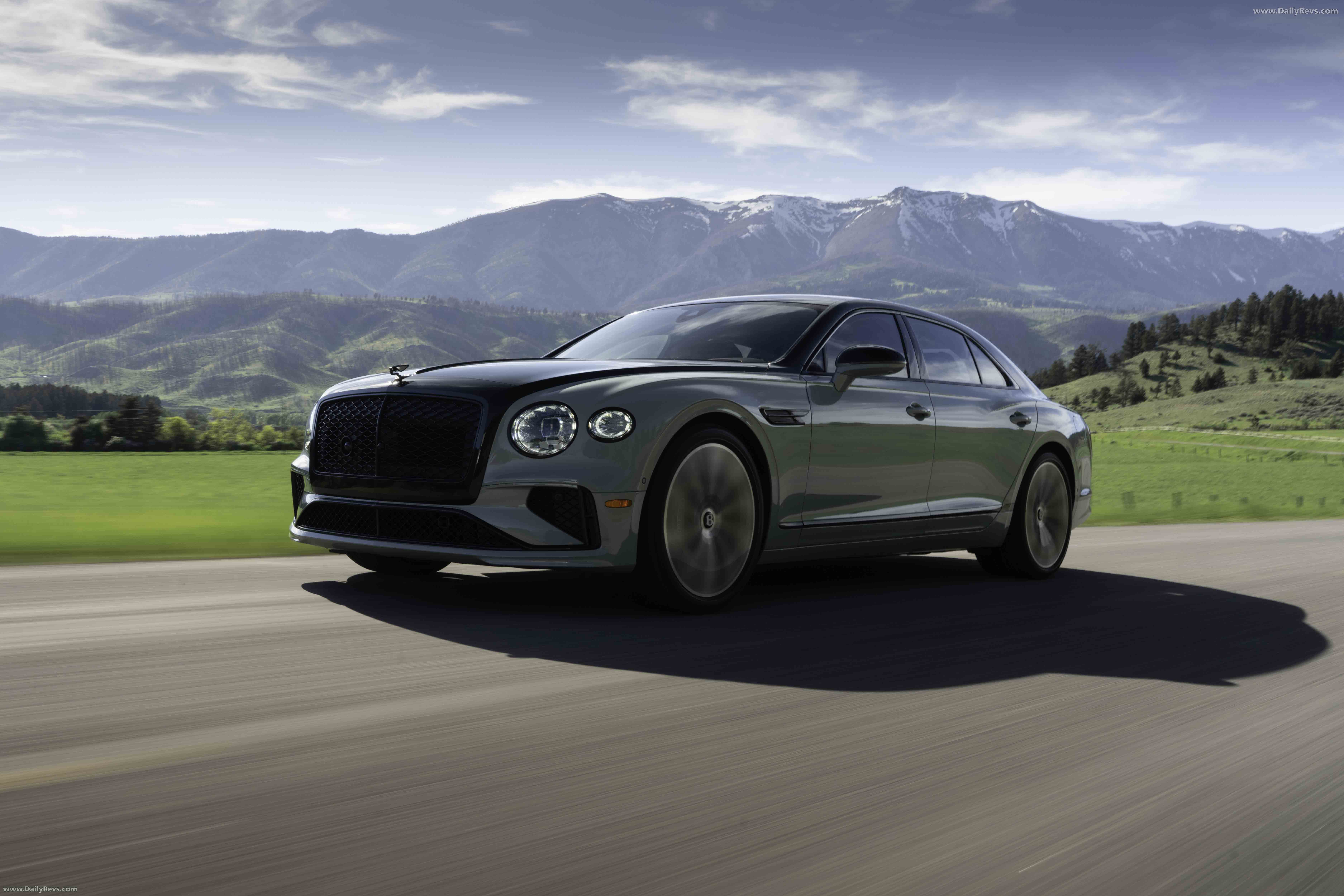 2025 Bentley Flying Spur Cumbarian Green Front View