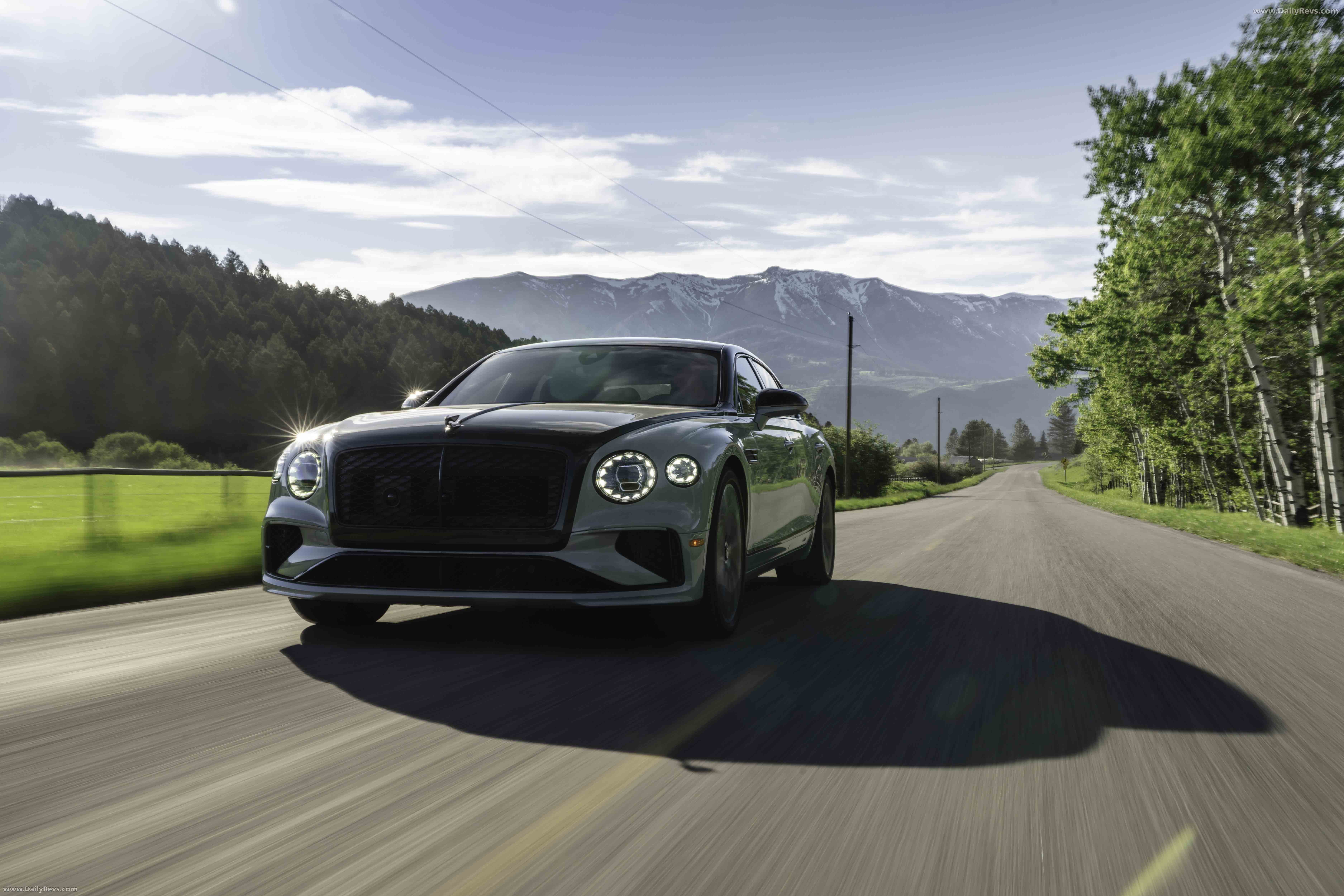 2025 Bentley Flying Spur Cumbarian Green Front View