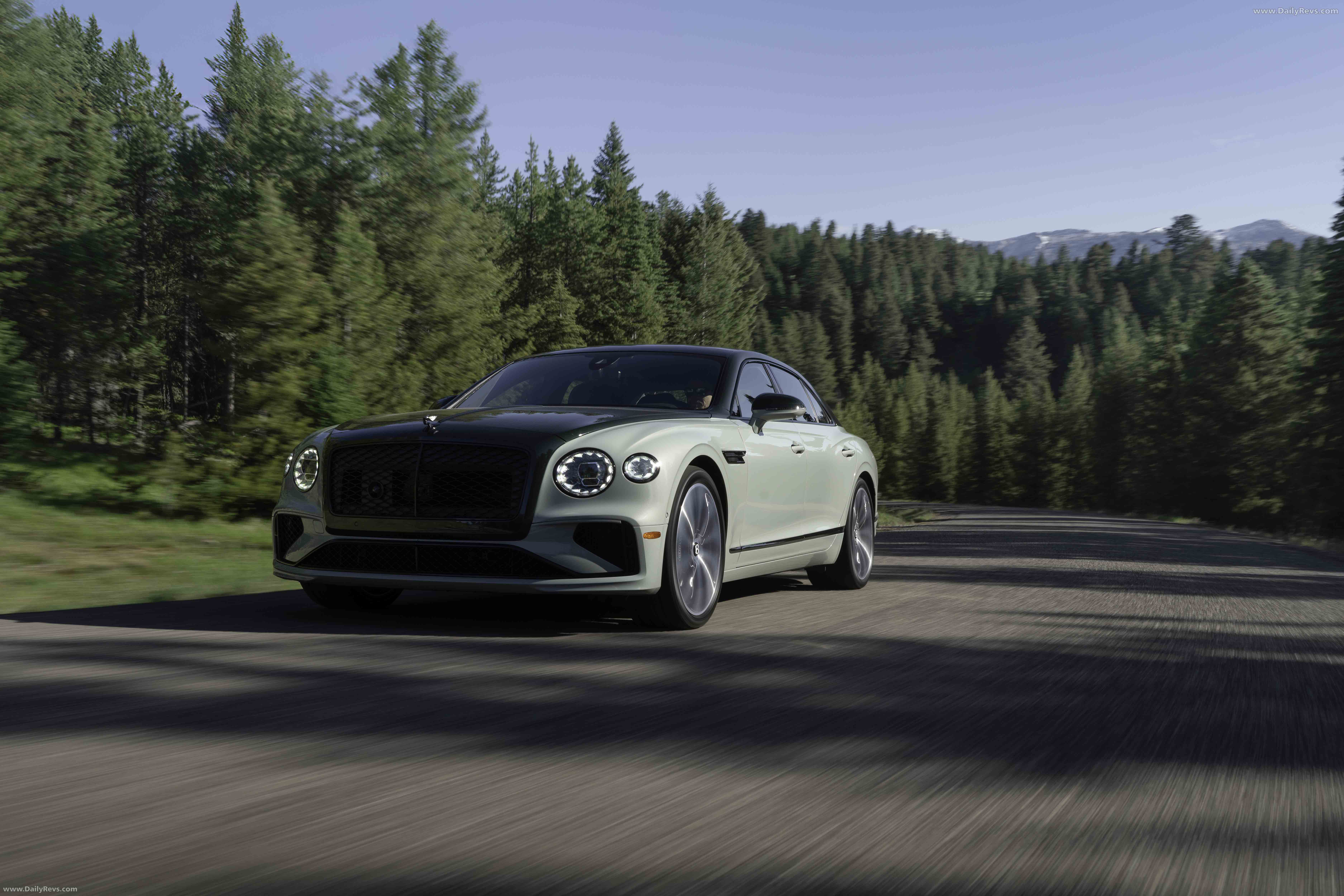 2025 Bentley Flying Spur Cumbarian Green Front View